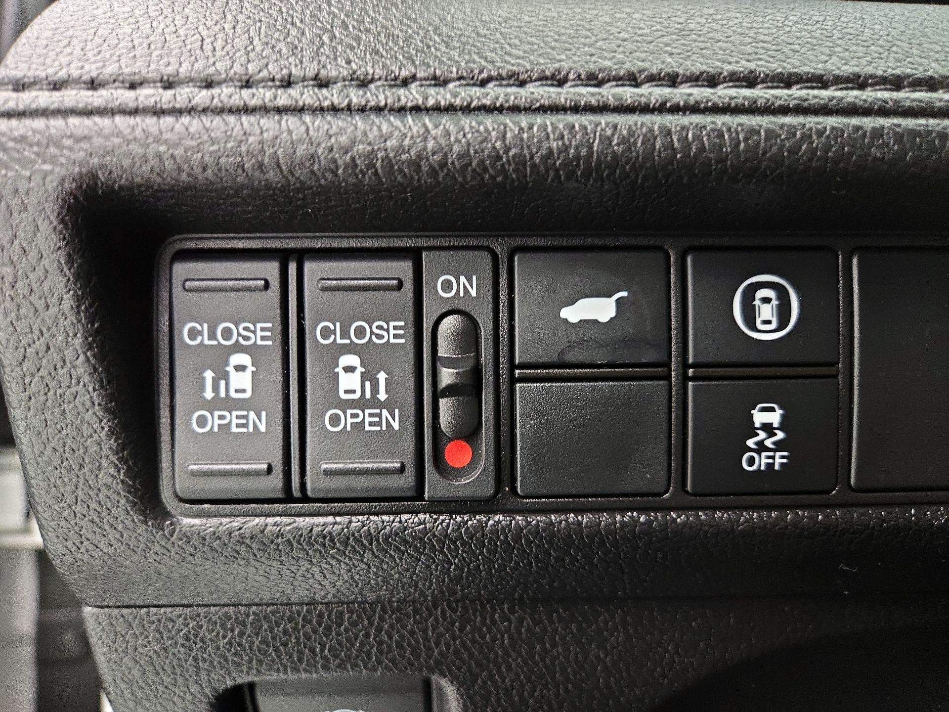 Thumbnail: 2022 Honda Odyssey - 13