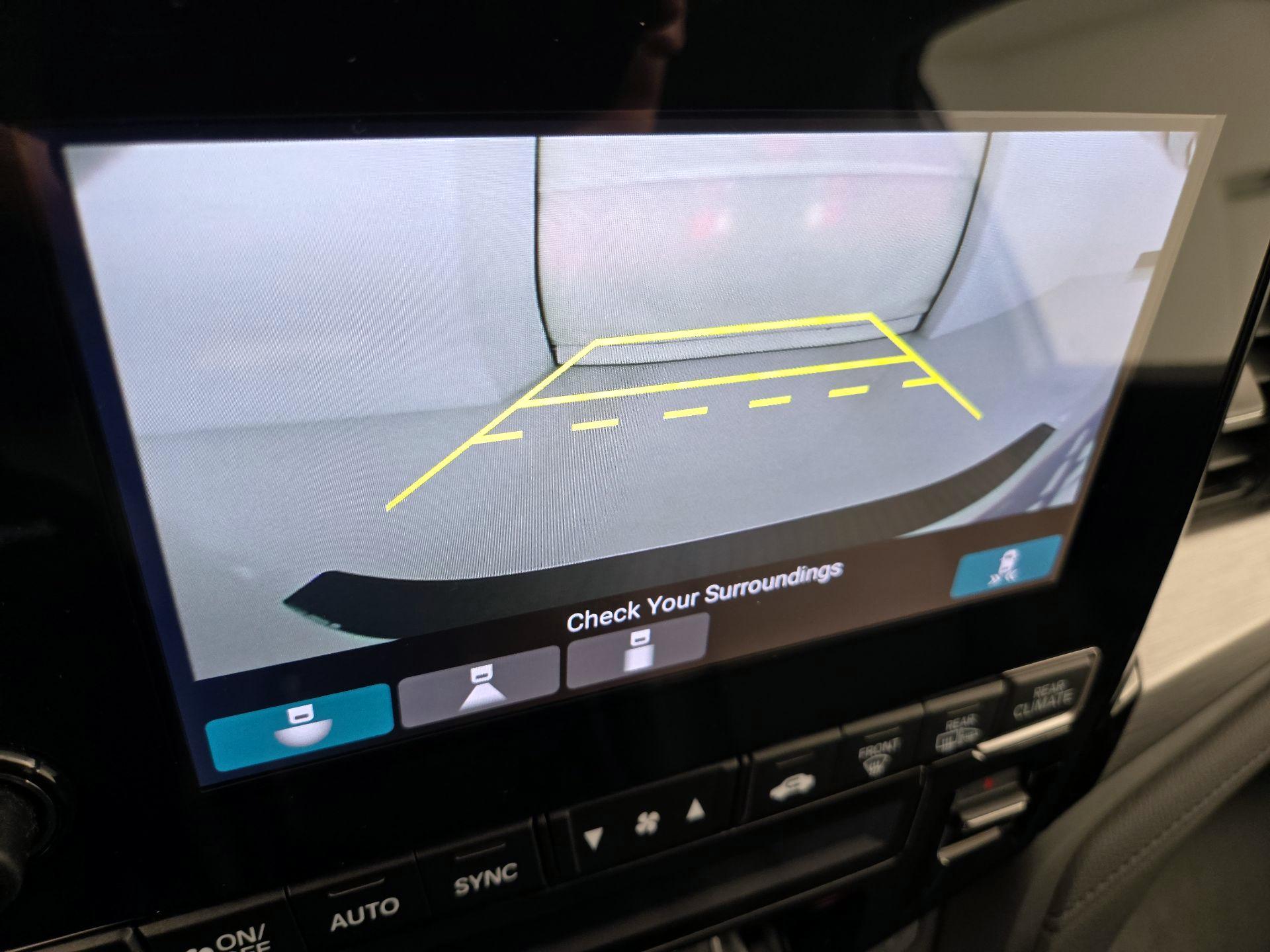 Thumbnail: 2022 Honda Odyssey - 14