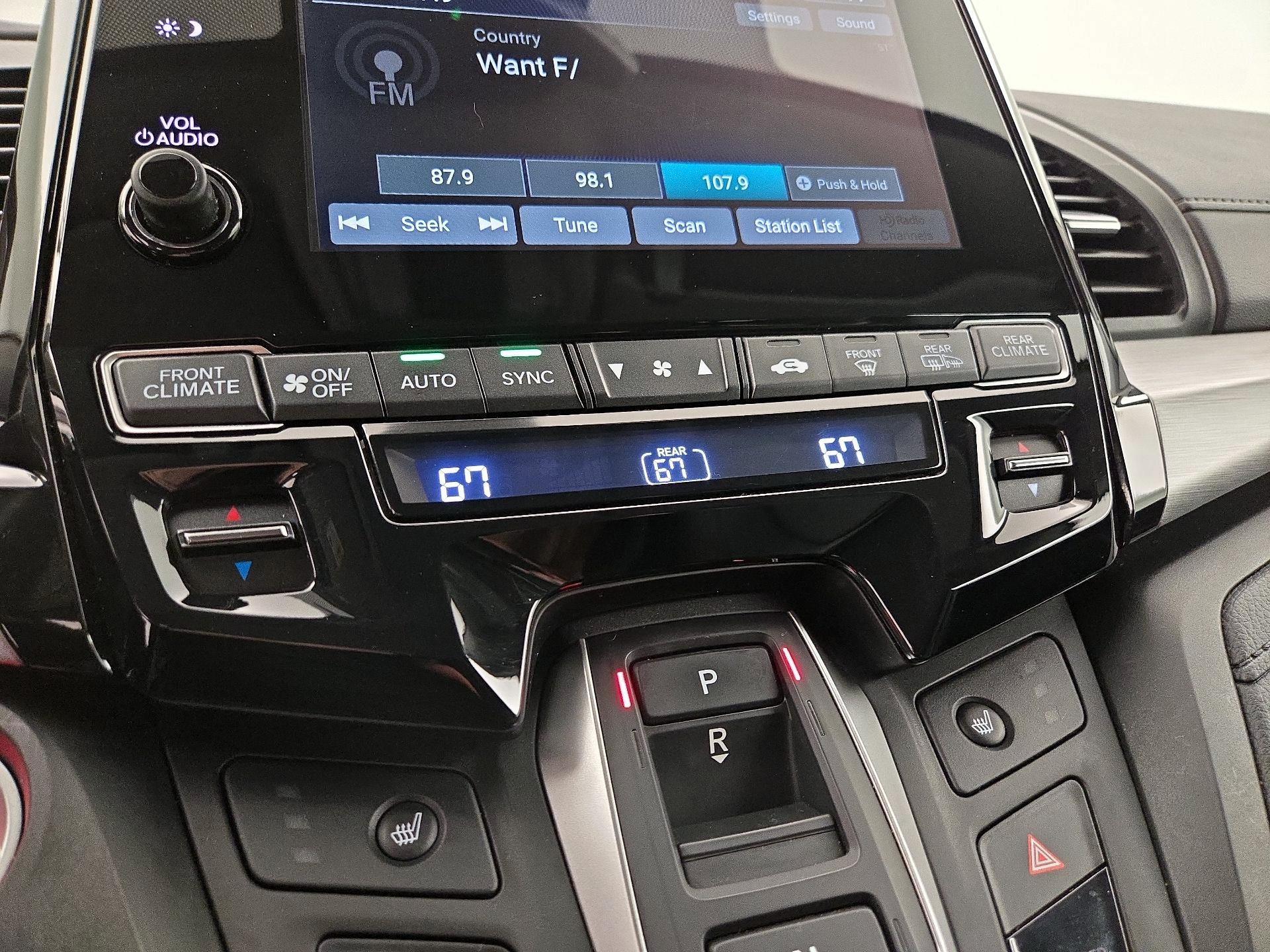 Thumbnail: 2022 Honda Odyssey - 16