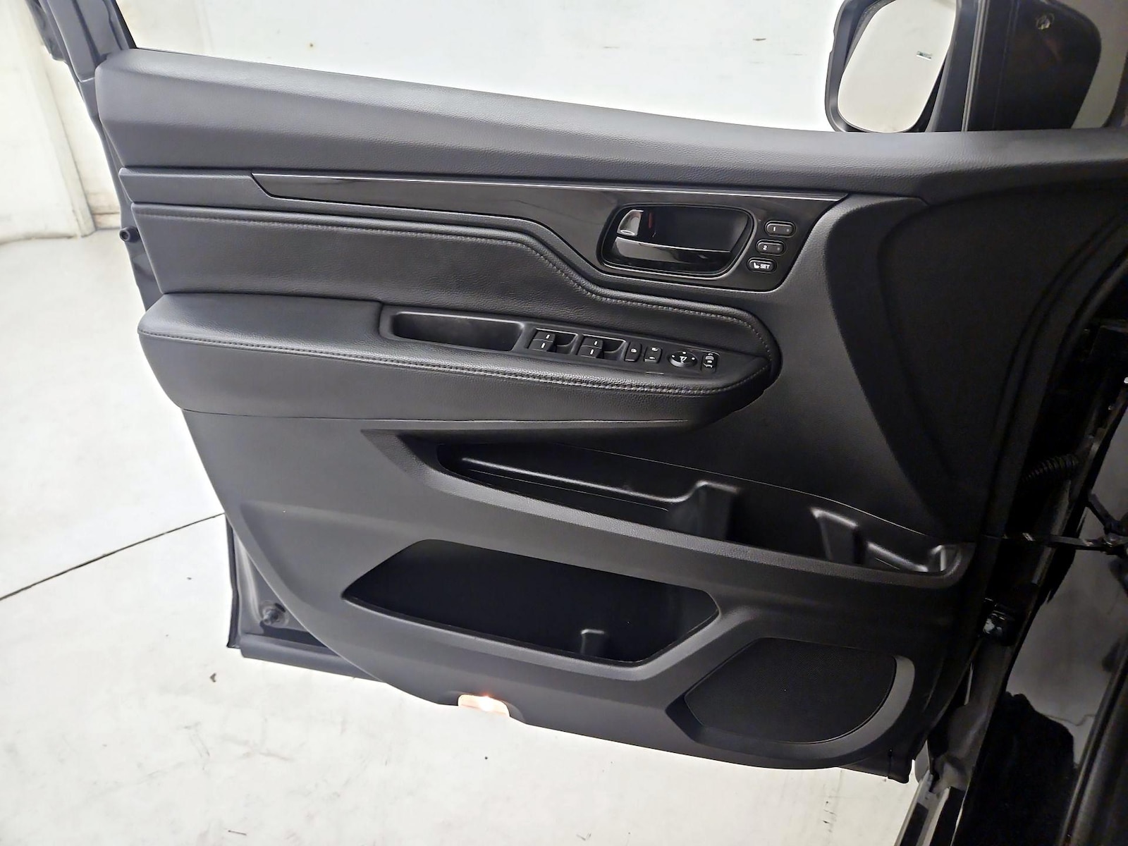 2023 Honda Odyssey Touring - Photo 13
