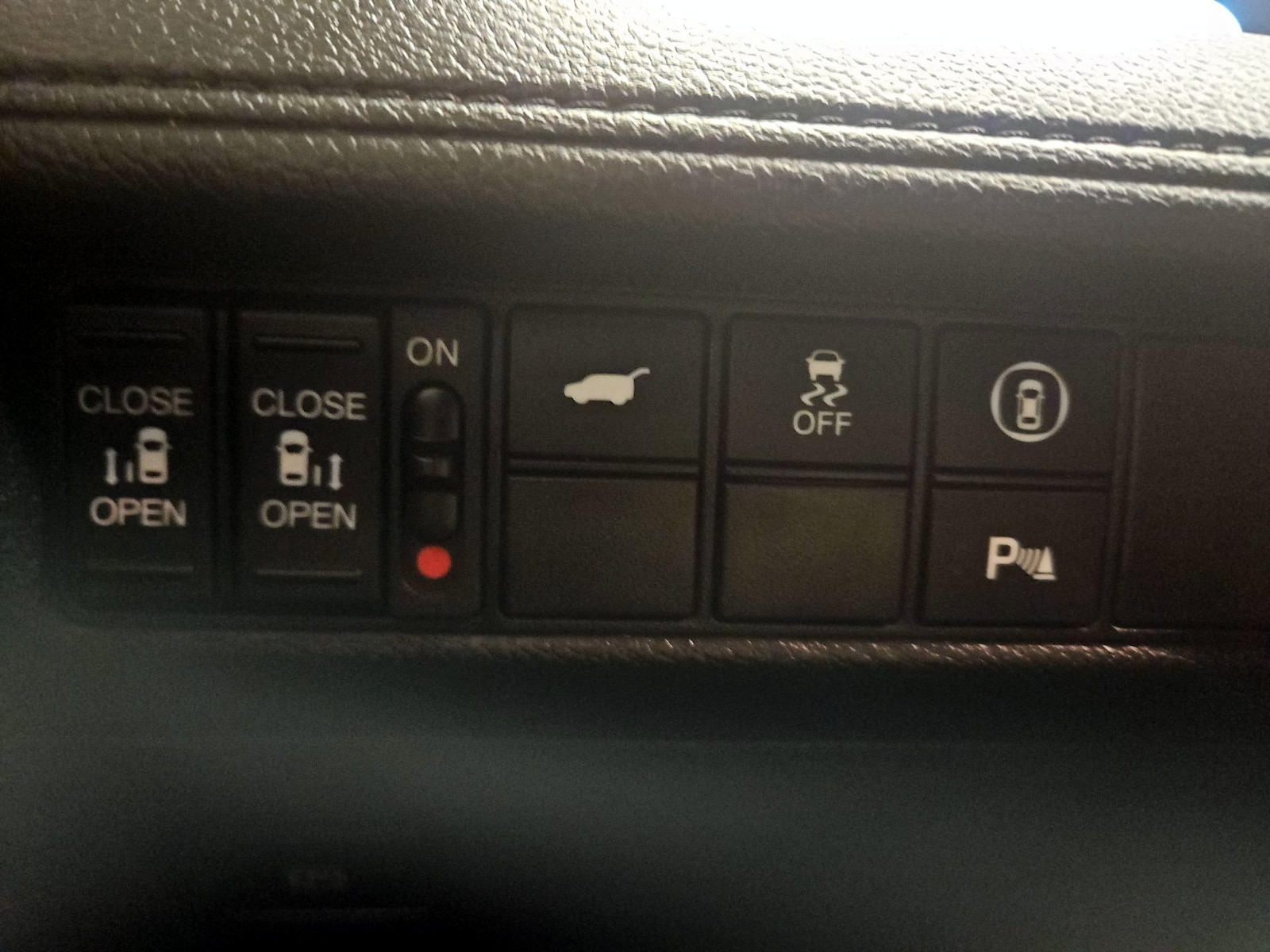 2023 Honda Odyssey Touring - Photo 14