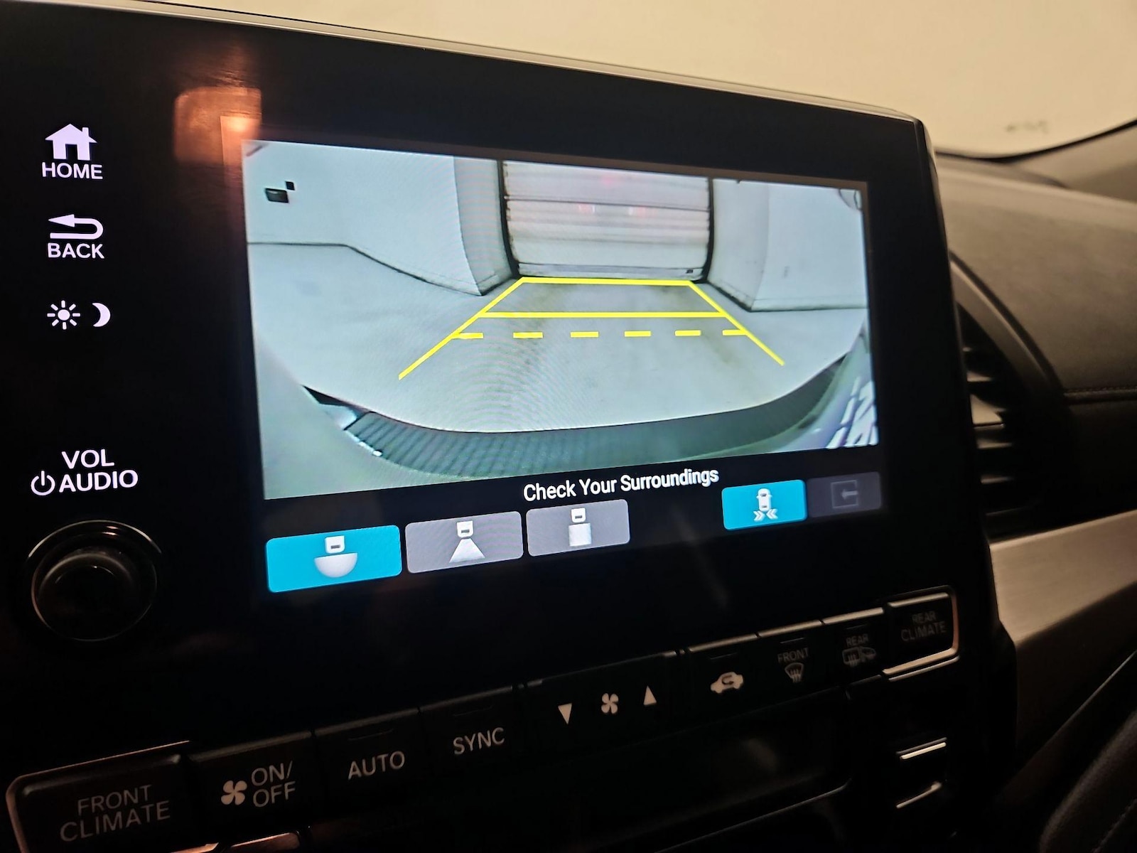 2023 Honda Odyssey Touring - Photo 16