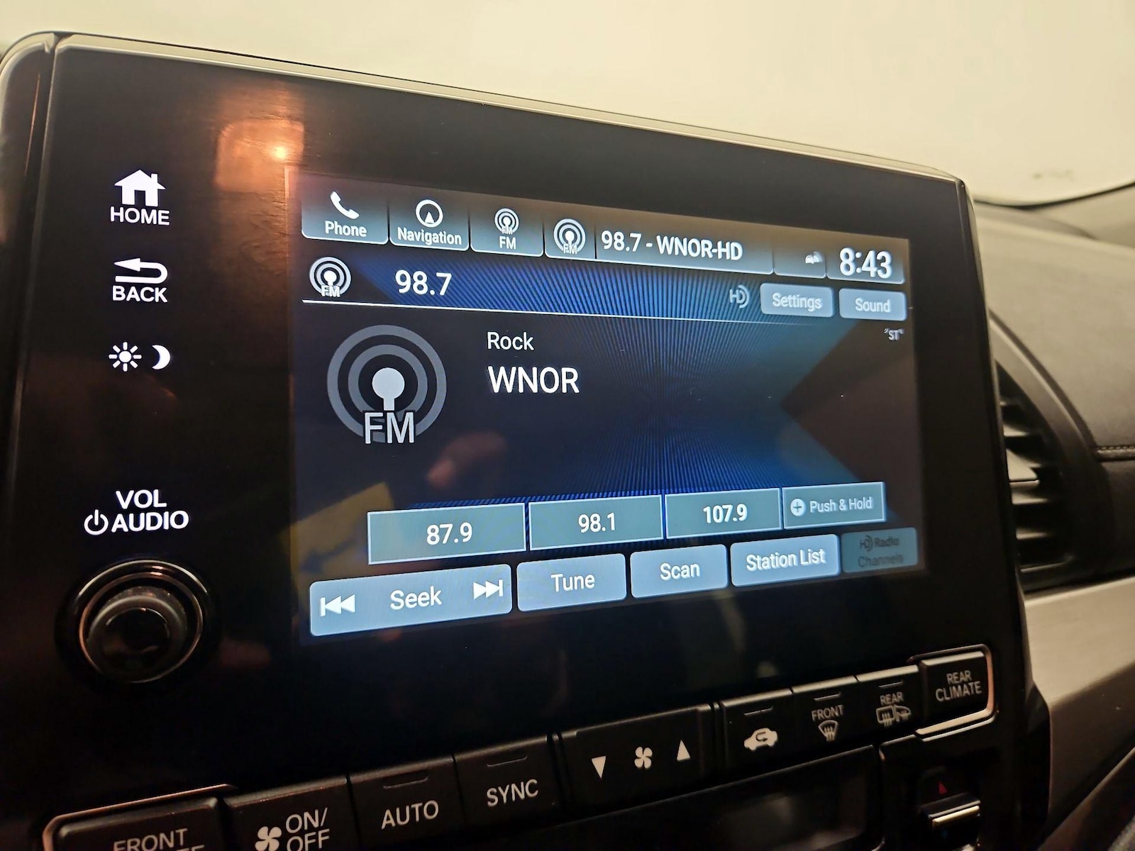 2023 Honda Odyssey Touring - Photo 17