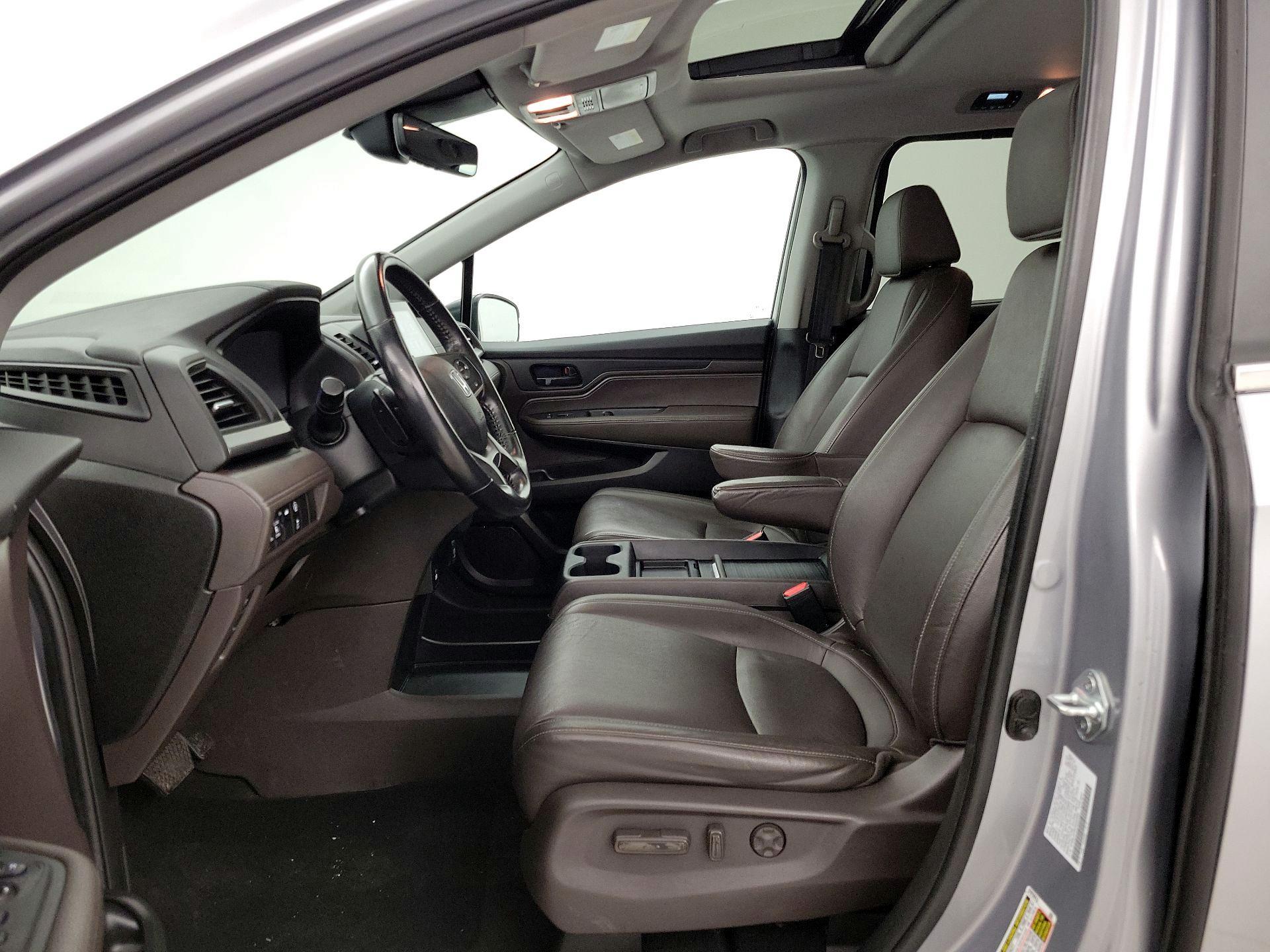 Thumbnail: 2023 Honda Odyssey - 11