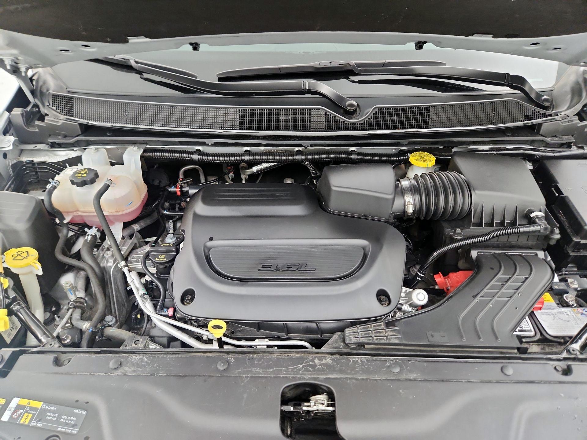 Thumbnail: 2024 Chrysler Pacifica - 19