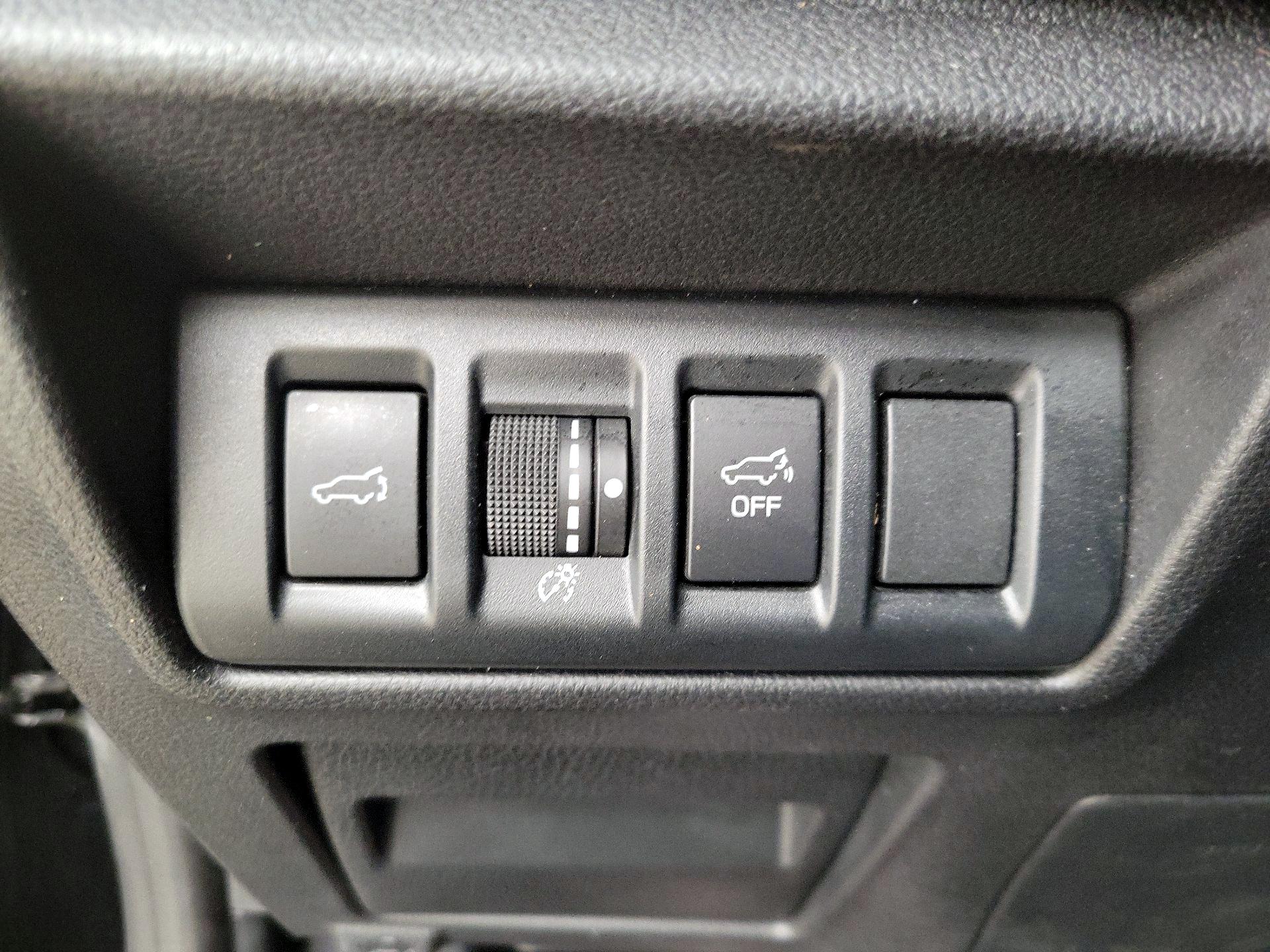 Thumbnail: 2020 Subaru Outback - 13