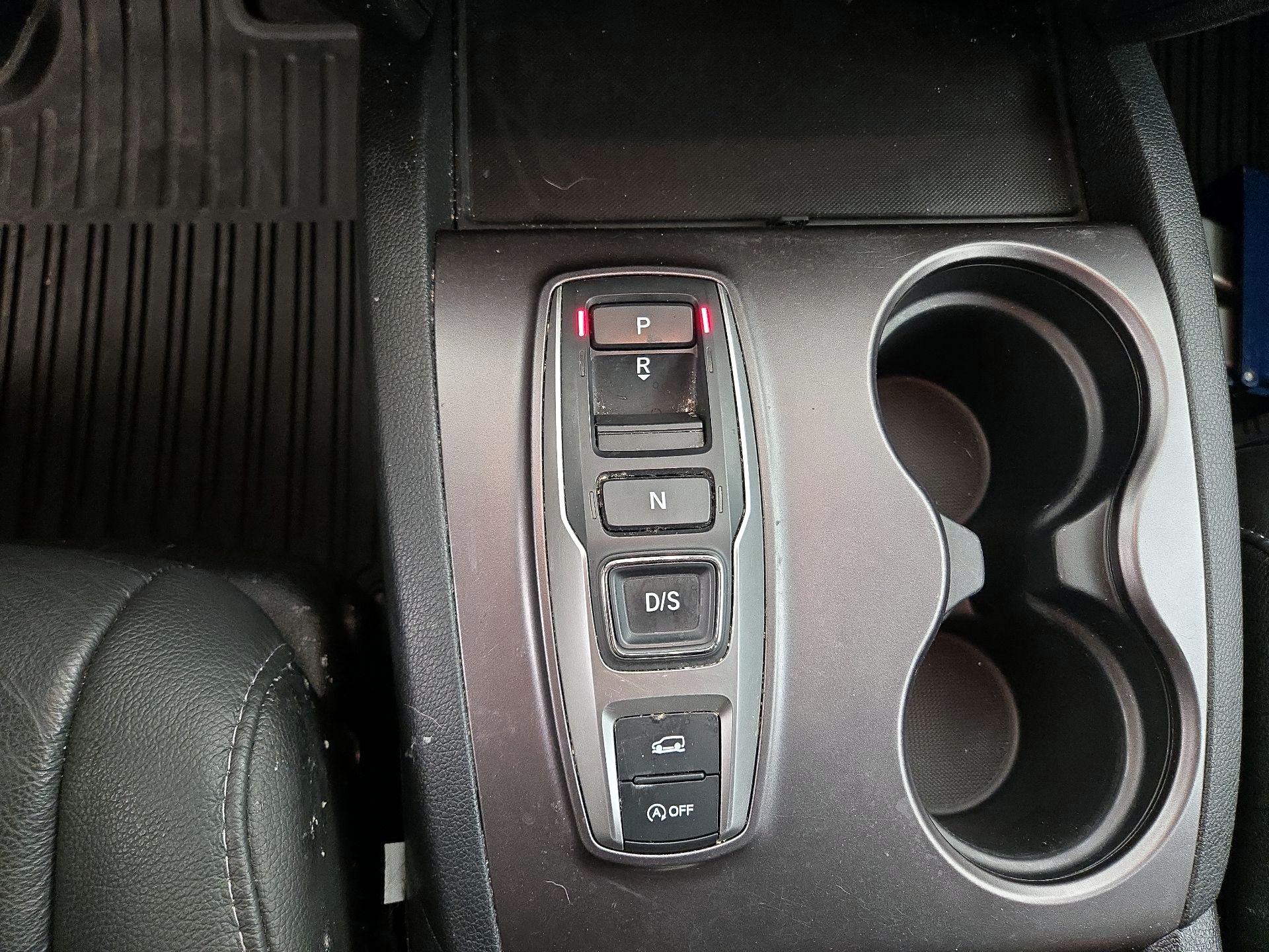 Thumbnail: 2022 Honda Pilot - 17