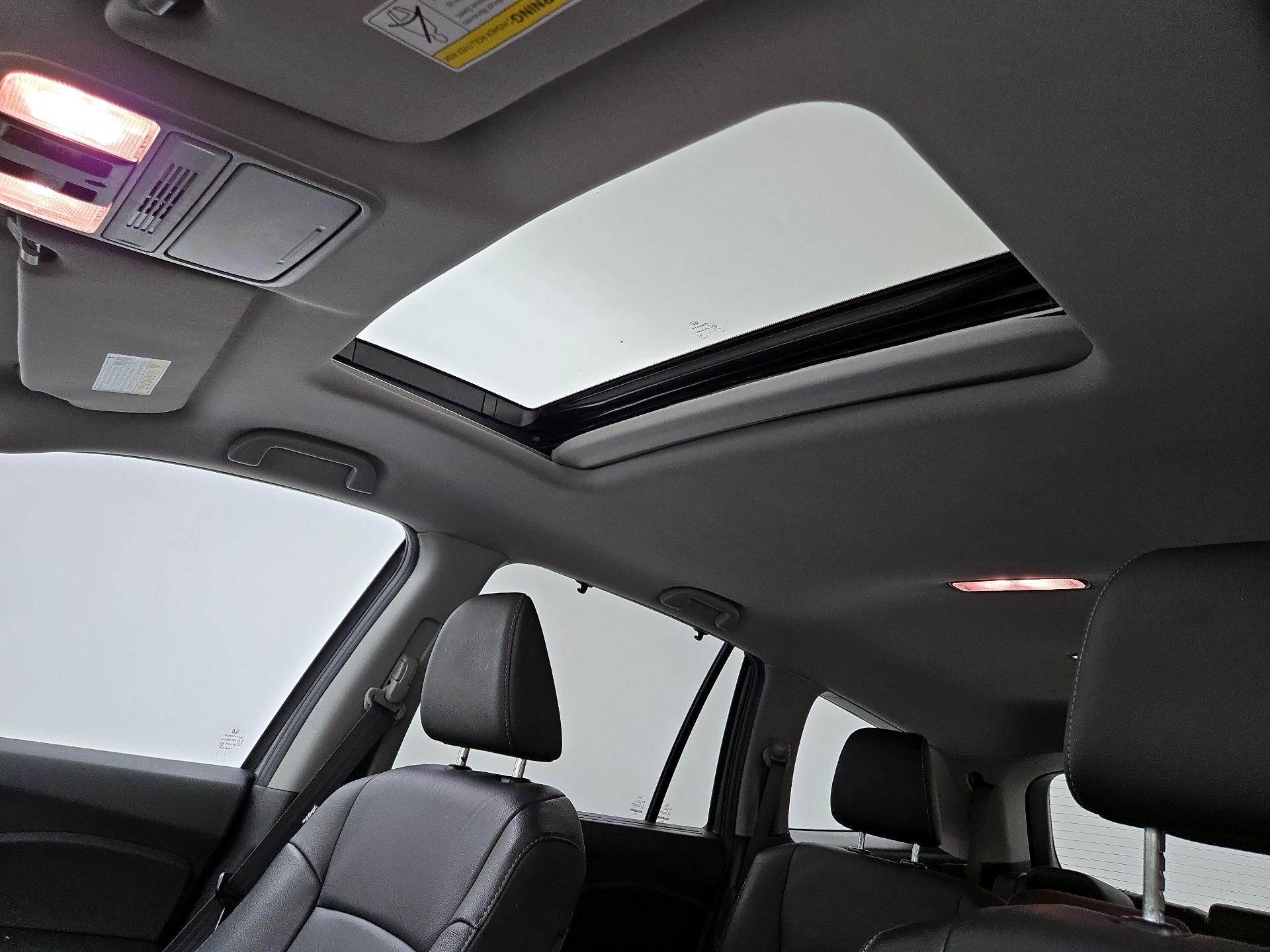 Thumbnail: 2022 Honda Pilot - 19