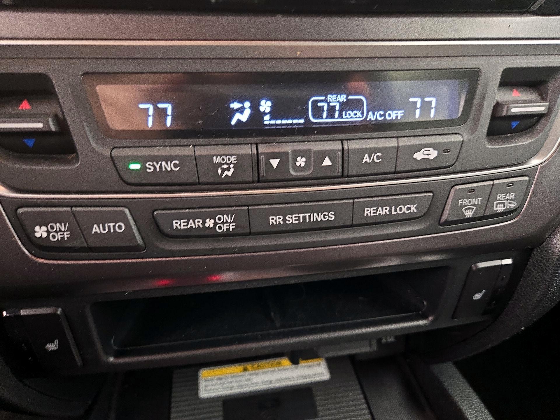 Thumbnail: 2022 Honda Pilot - 16