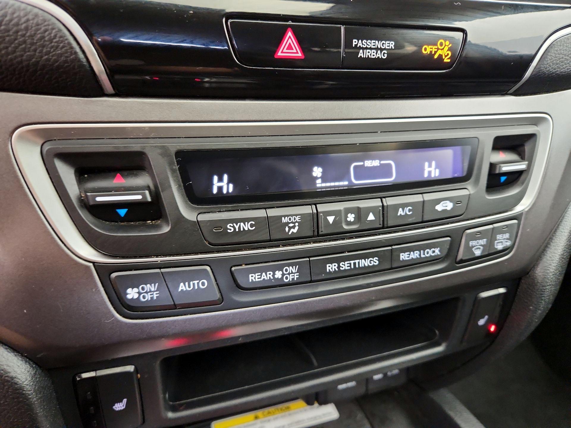 Thumbnail: 2022 Honda Pilot - 16