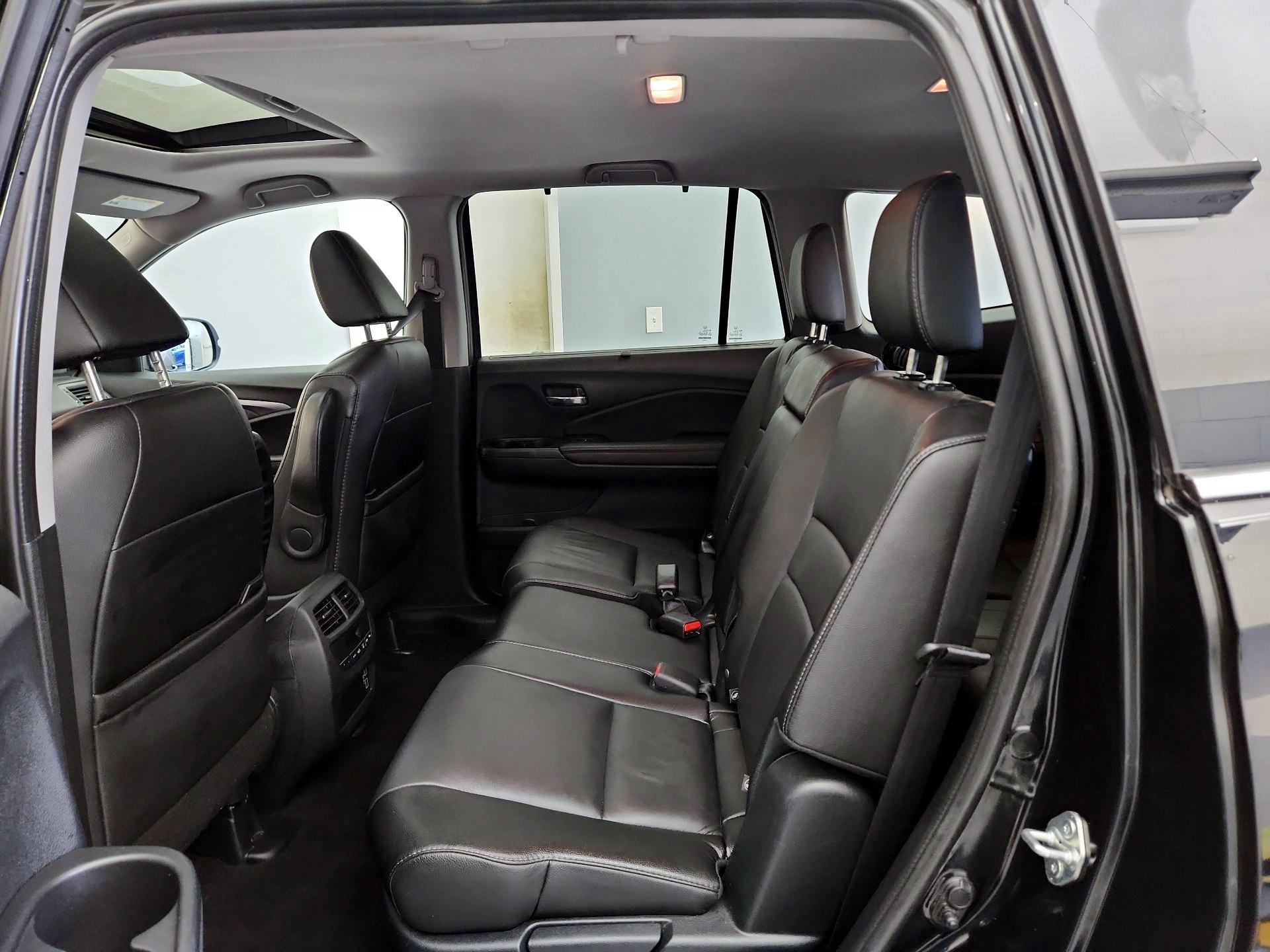 Thumbnail: 2022 Honda Pilot - 20