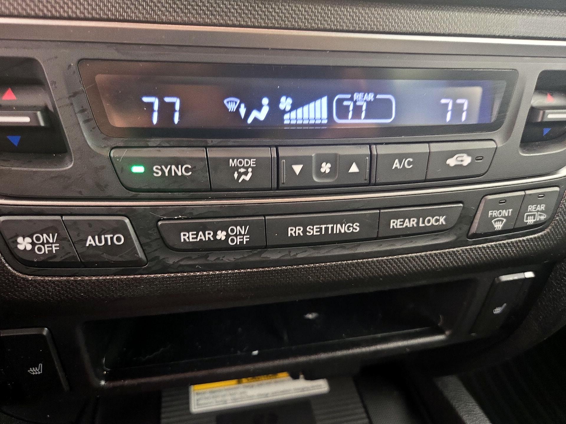 Thumbnail: 2022 Honda Pilot - 16