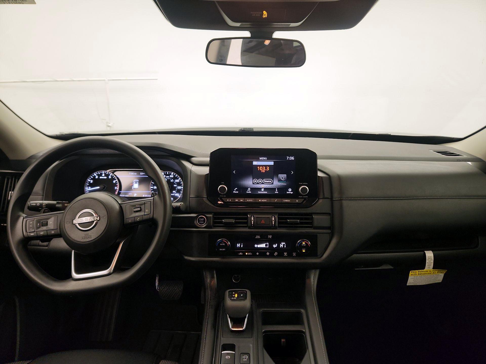 Thumbnail: 2024 Nissan Pathfinder - 8