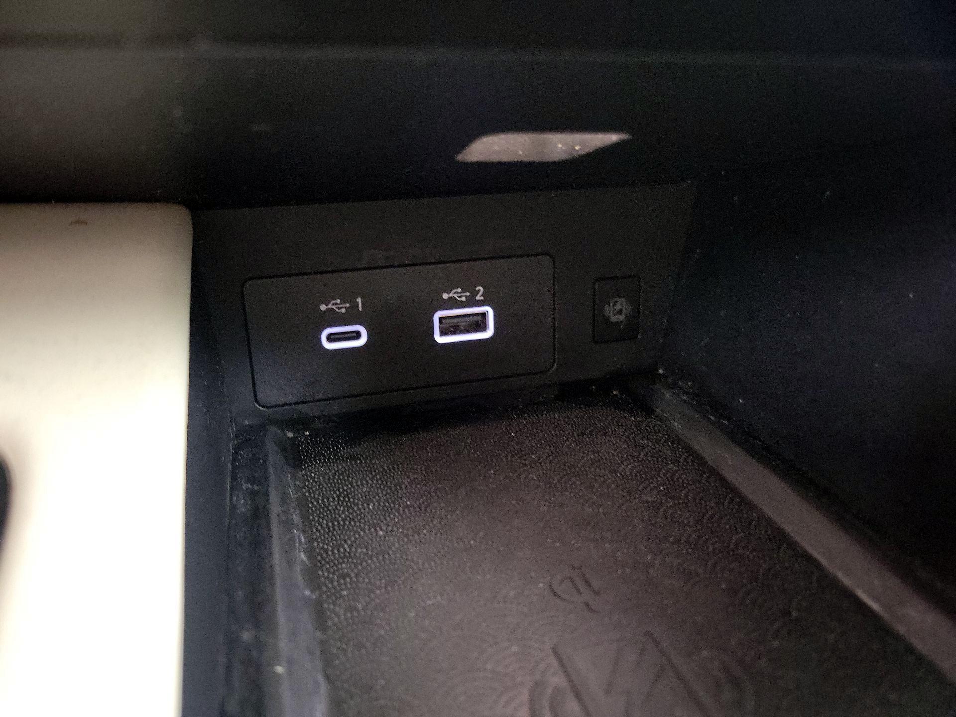 Thumbnail: 2023 INFINITI QX60 - 18