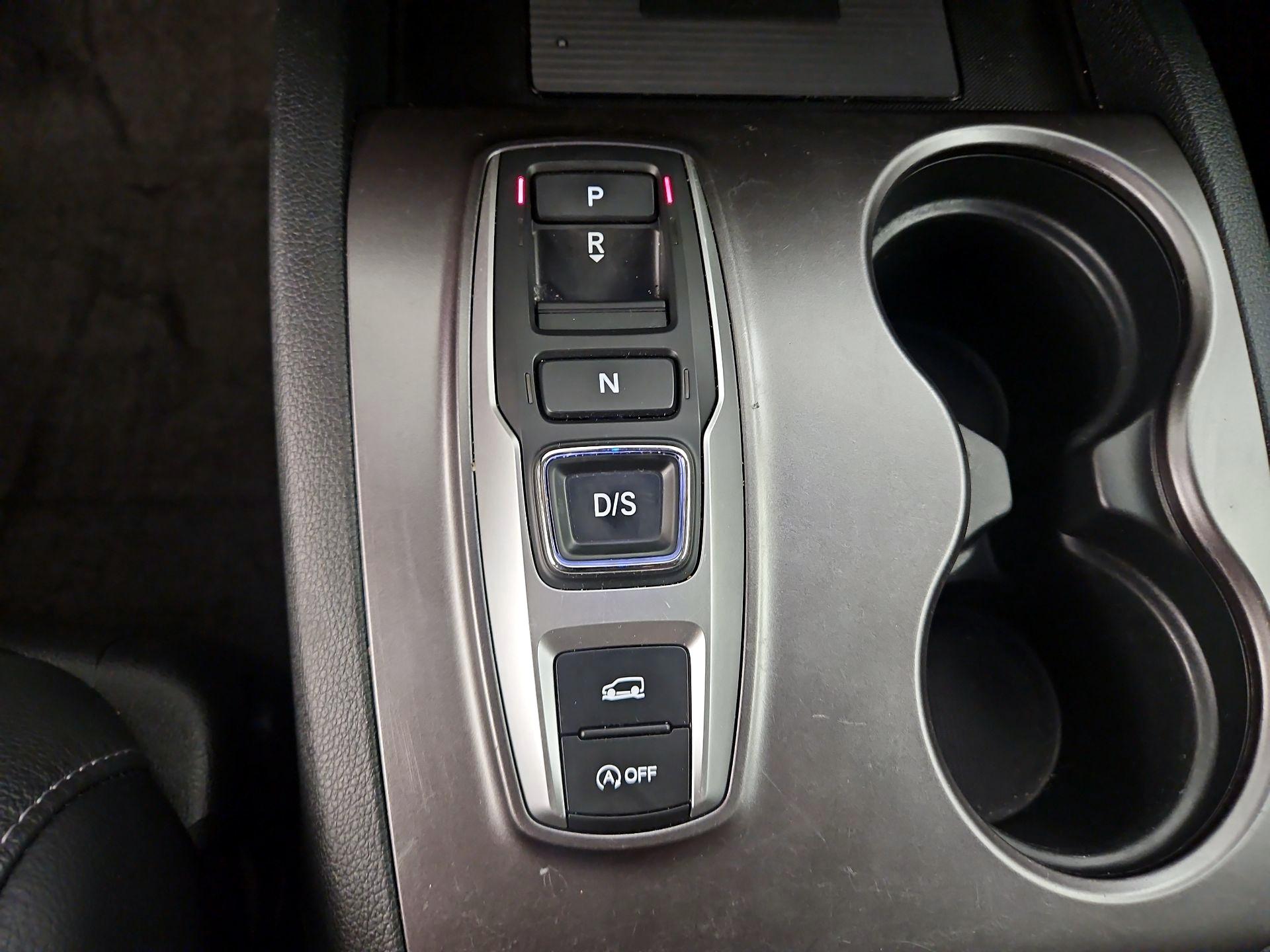 Thumbnail: 2022 Honda Pilot - 17