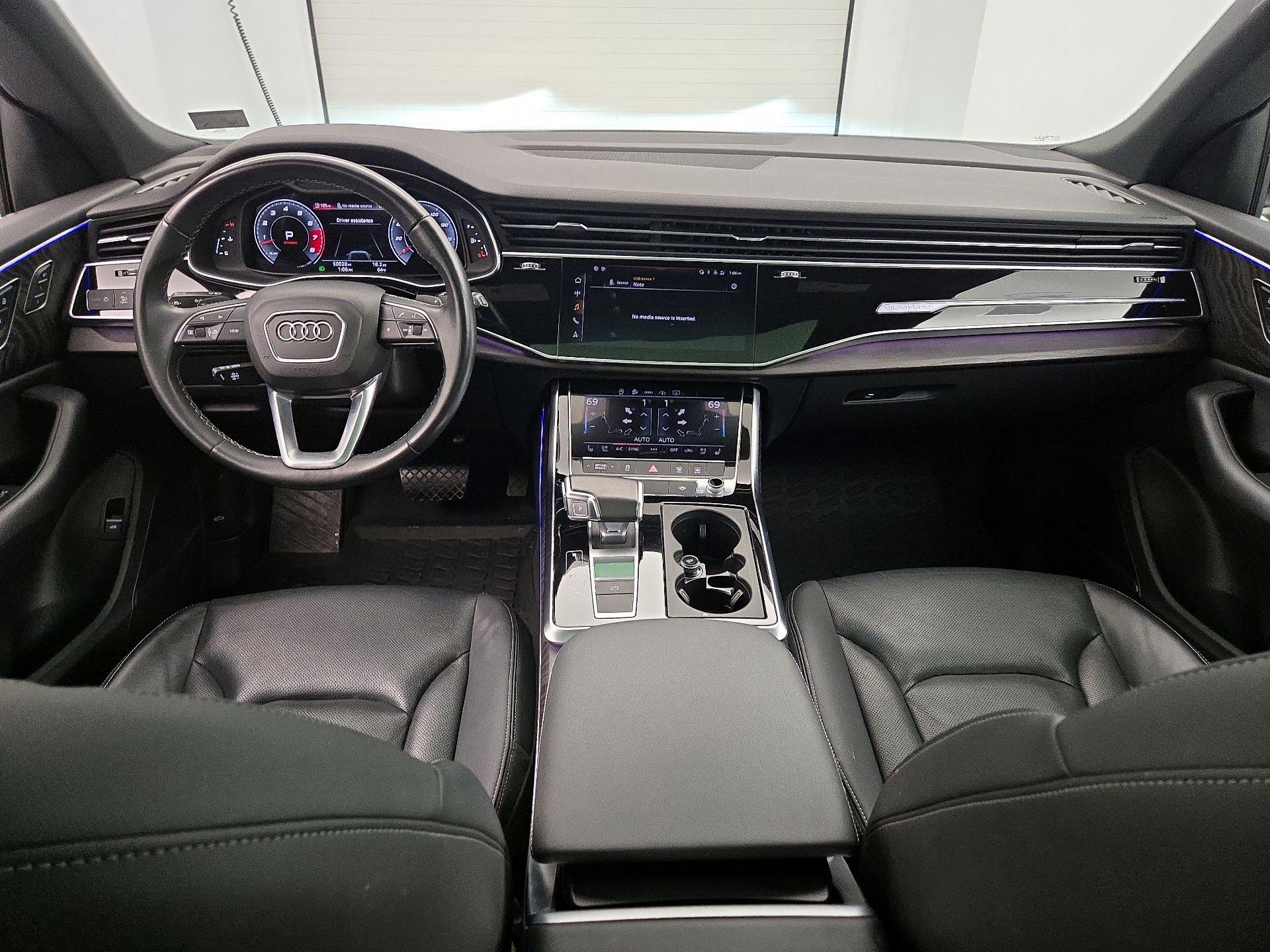 Thumbnail: 2021 Audi Q8 - 9