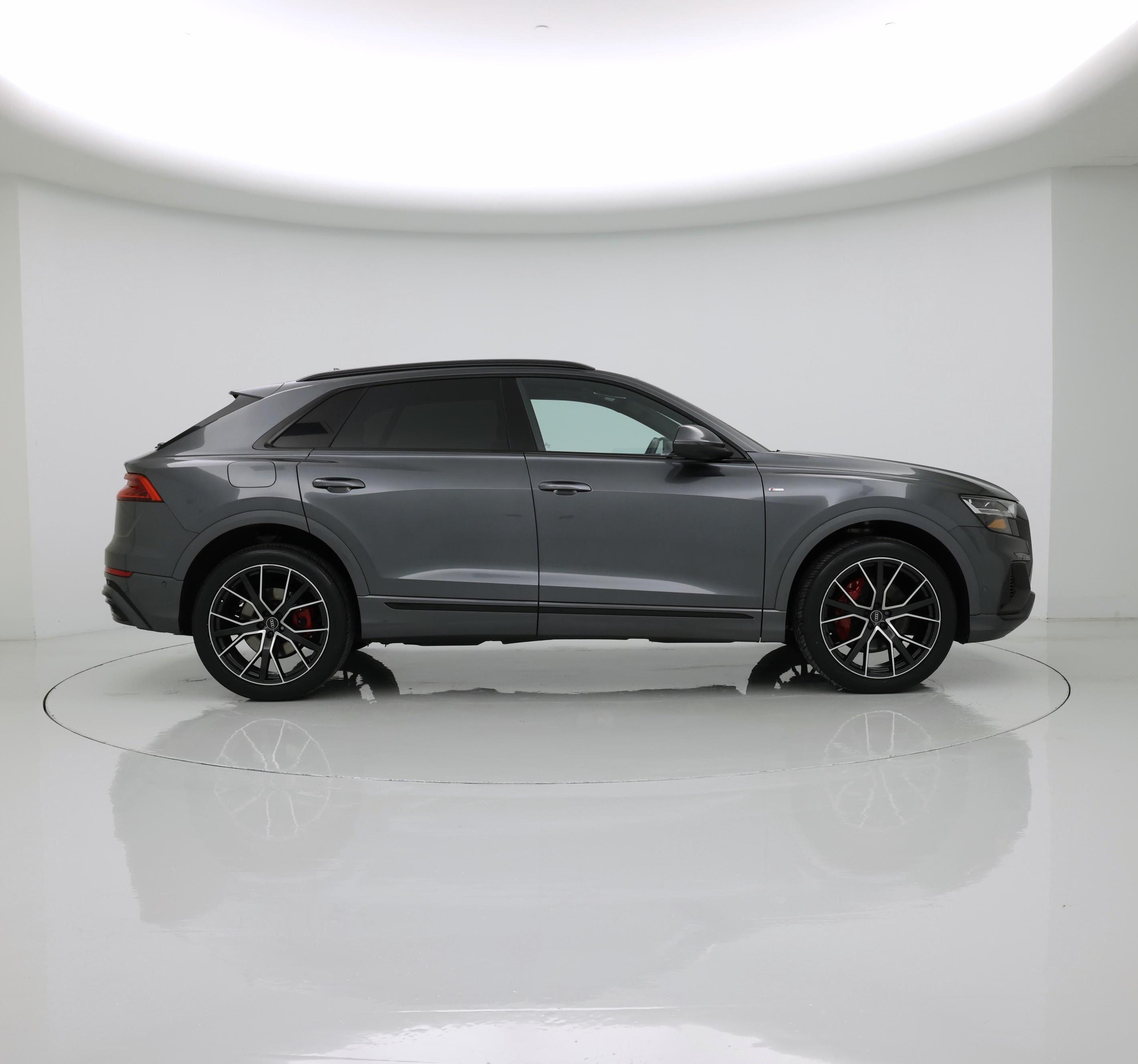 Thumbnail: 2021 Audi Q8 - 7