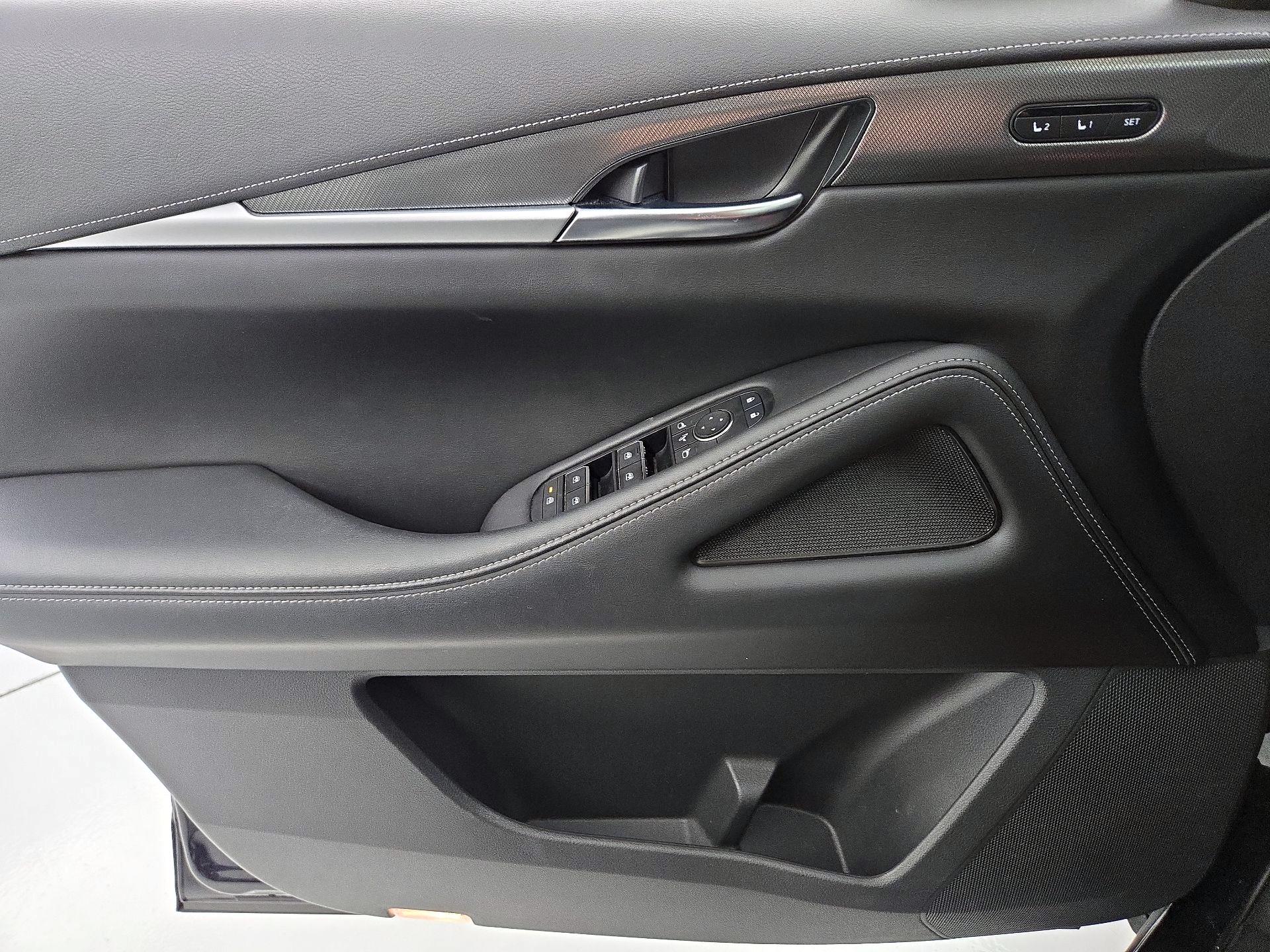 Thumbnail: 2023 INFINITI QX60 - 12