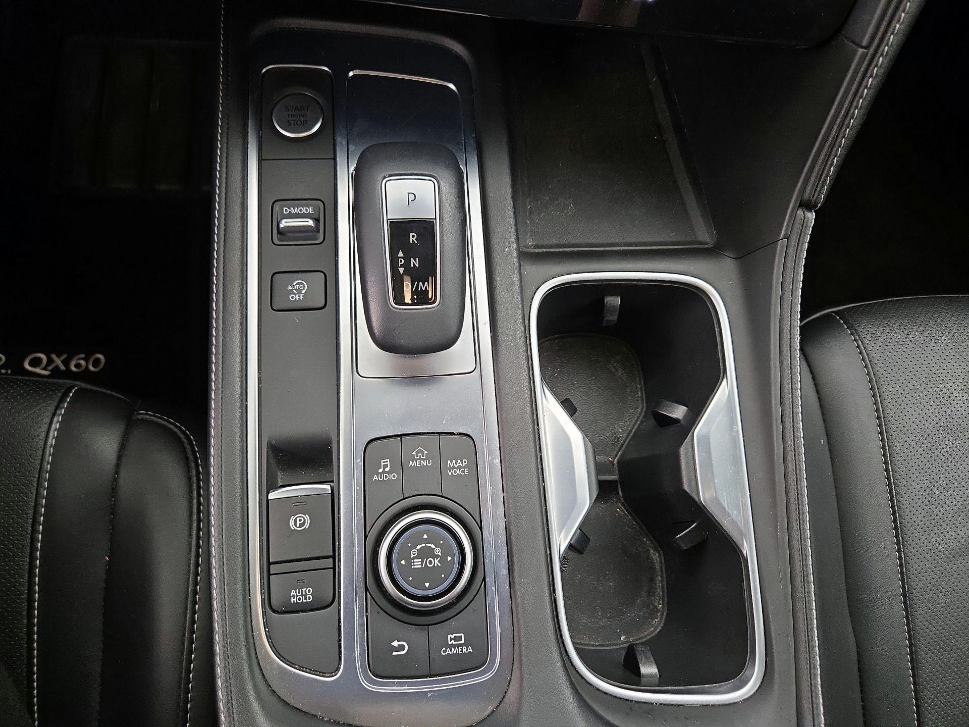 Thumbnail: 2023 INFINITI QX60 - 18