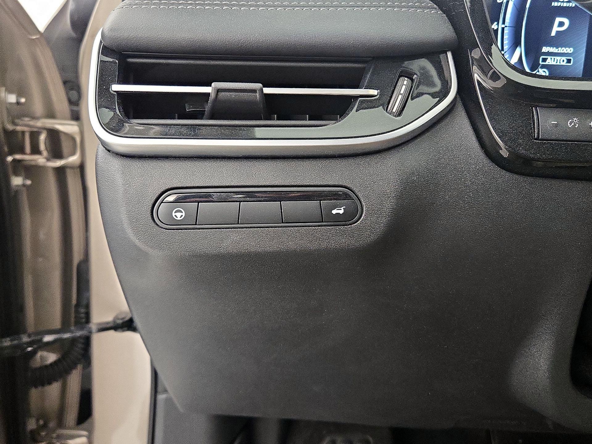 Thumbnail: 2023 INFINITI QX60 - 13