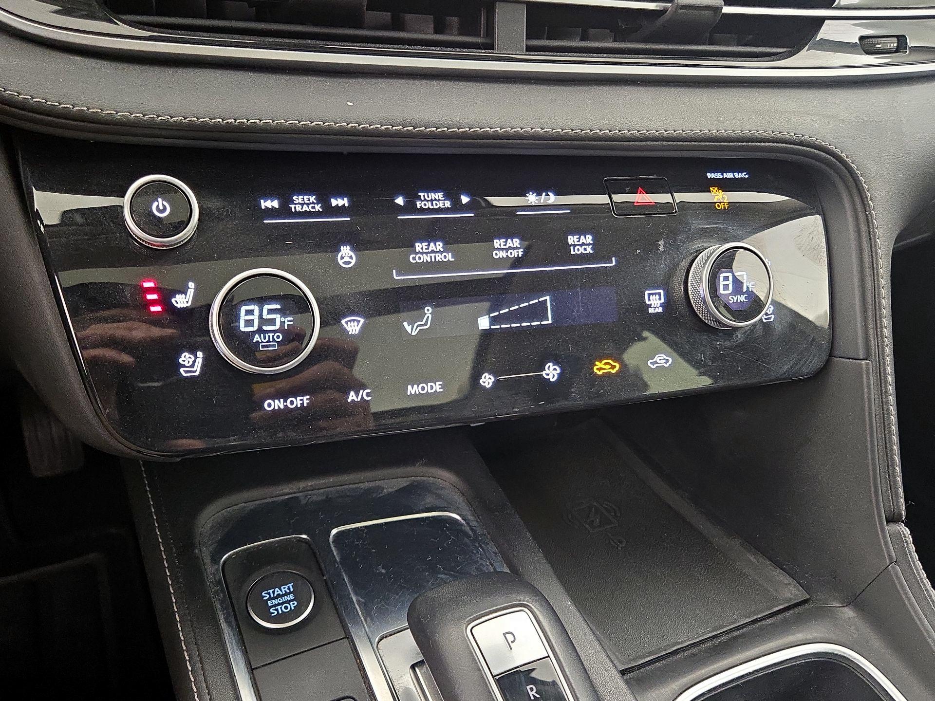 Thumbnail: 2023 INFINITI QX60 - 17