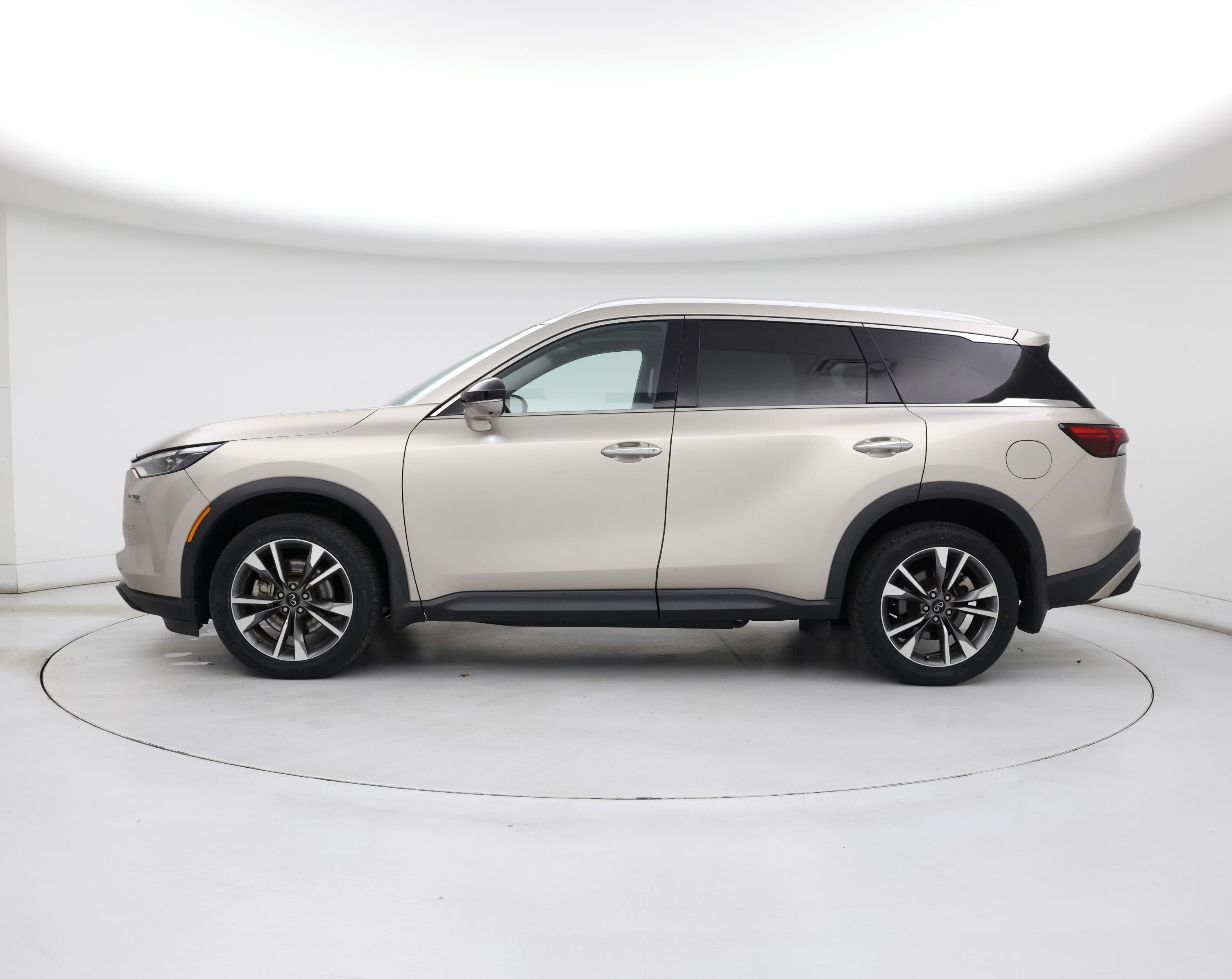 Thumbnail: 2023 INFINITI QX60 - 3