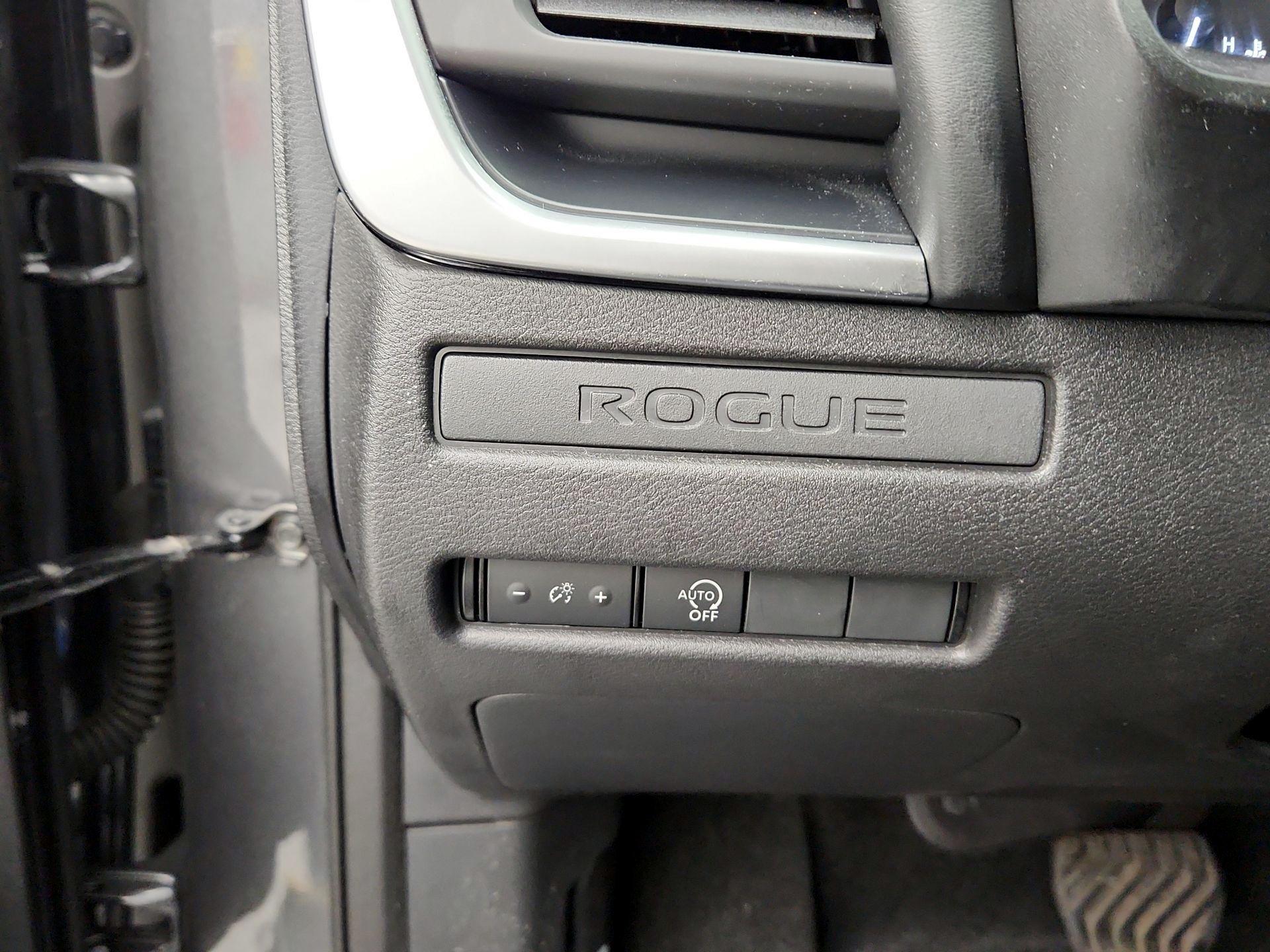 Thumbnail: 2023 Nissan Rogue - 13