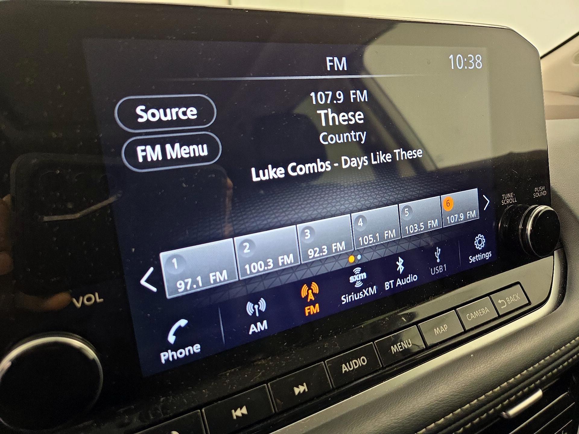 Thumbnail: 2023 Nissan Rogue - 16