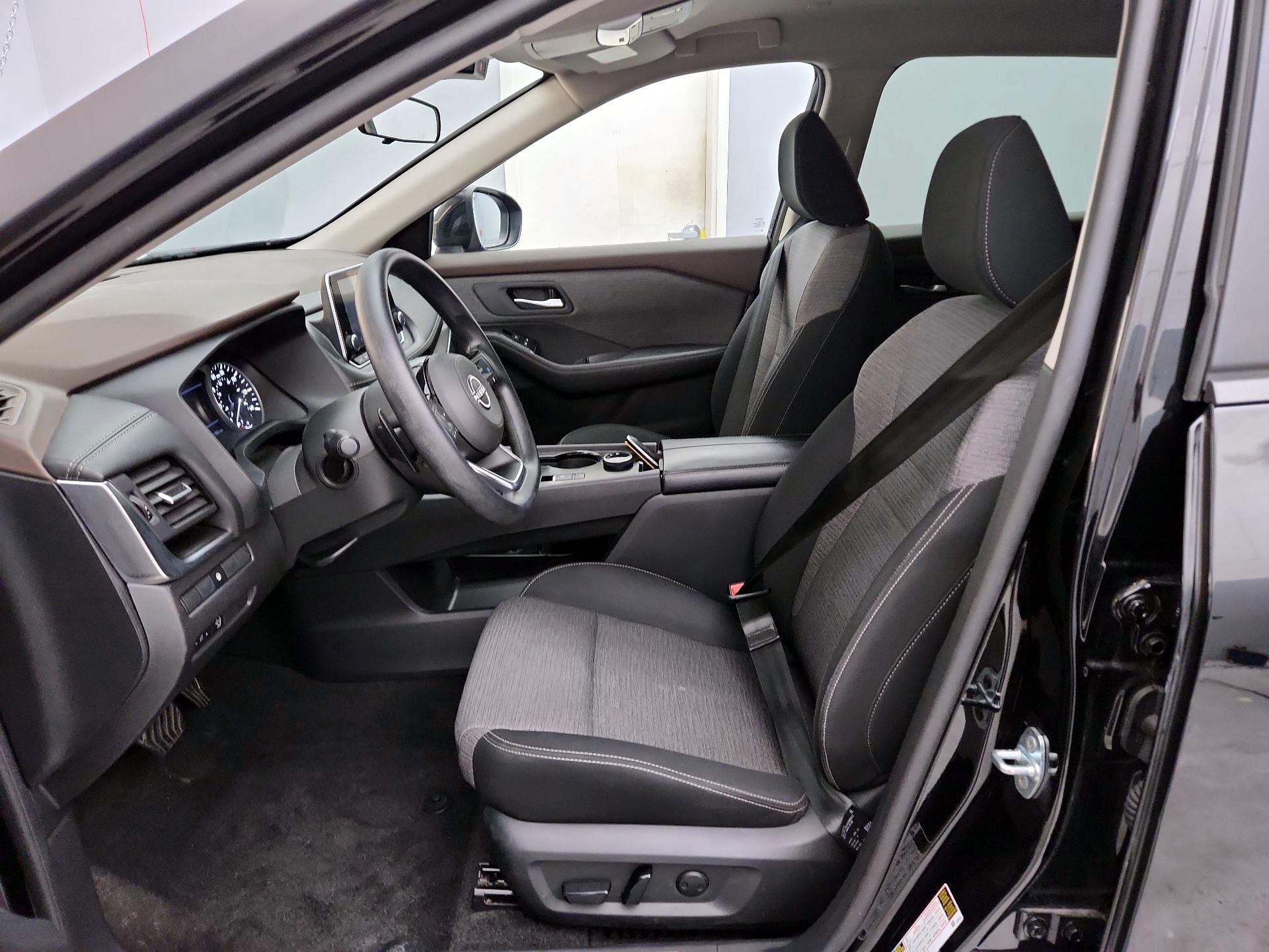 Thumbnail: 2023 Nissan Rogue - 11