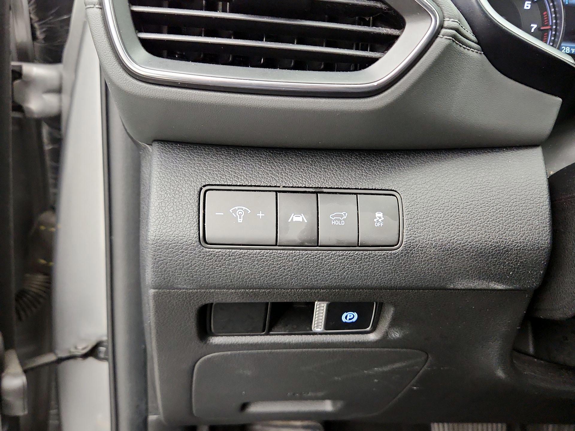 Thumbnail: 2023 Hyundai Santa Fe - 13