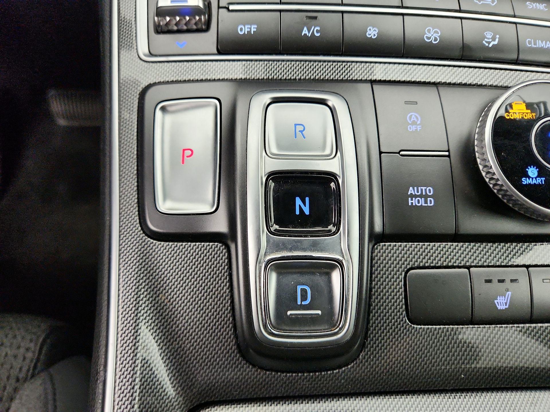 Thumbnail: 2023 Hyundai Santa Fe - 18