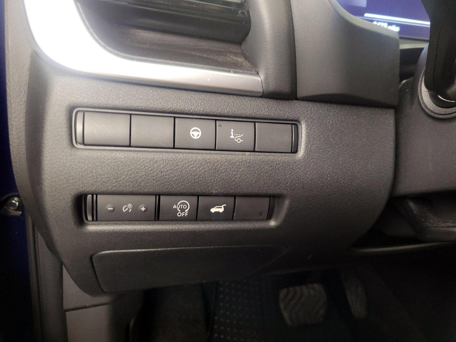 Thumbnail: 2023 Nissan Rogue - 13