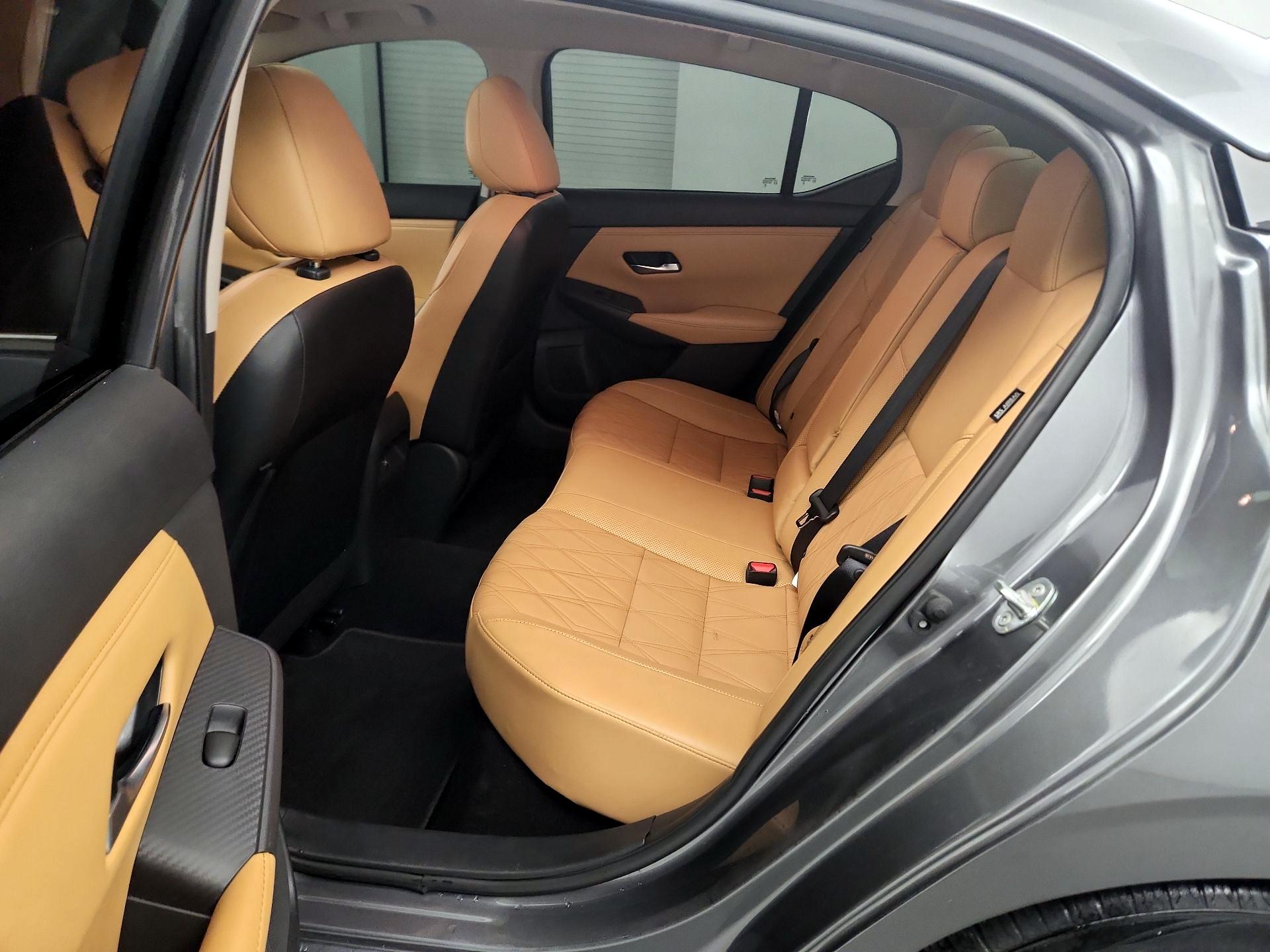 Thumbnail: 2022 Nissan Sentra - 18