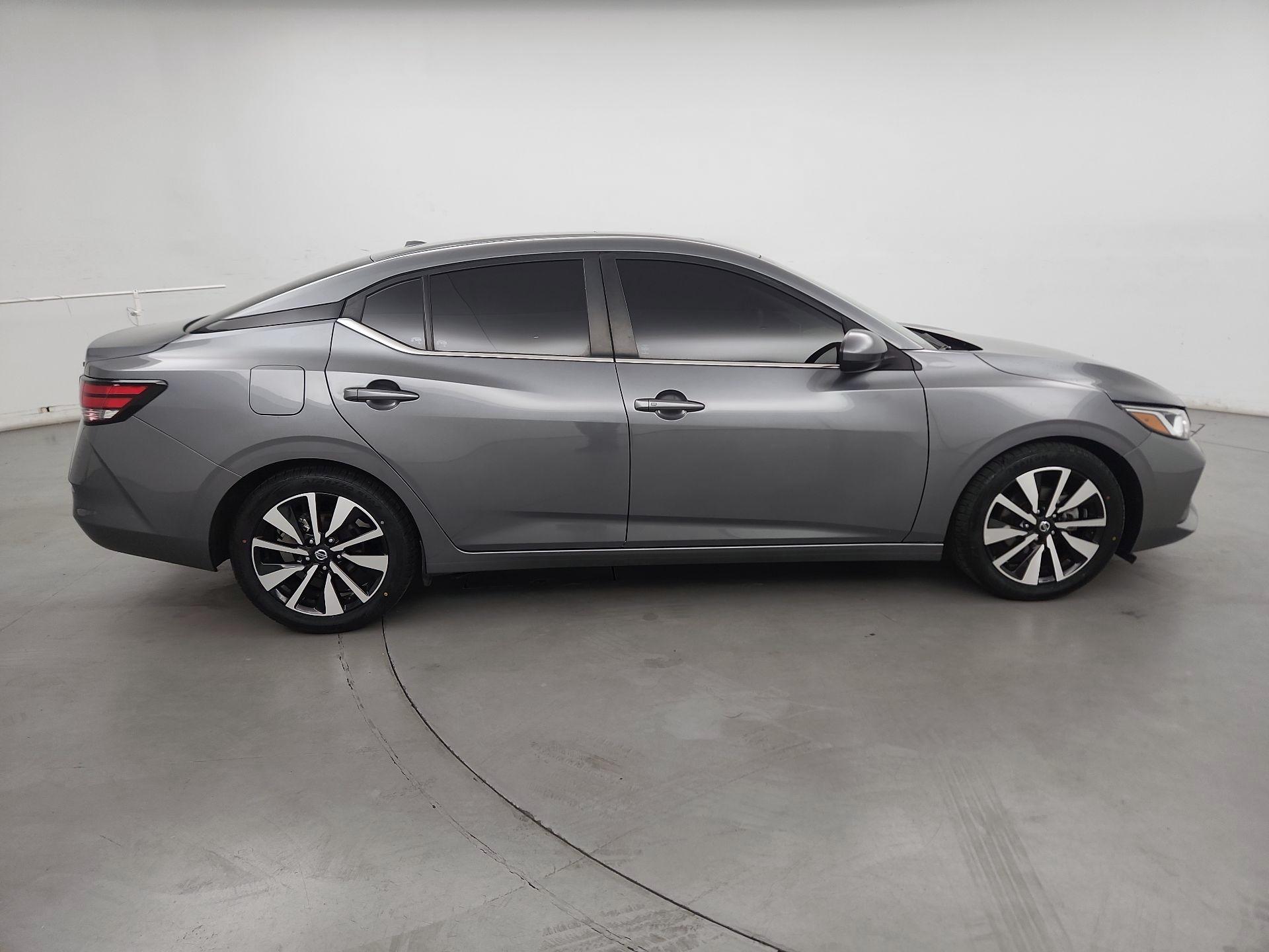 Thumbnail: 2022 Nissan Sentra - 4