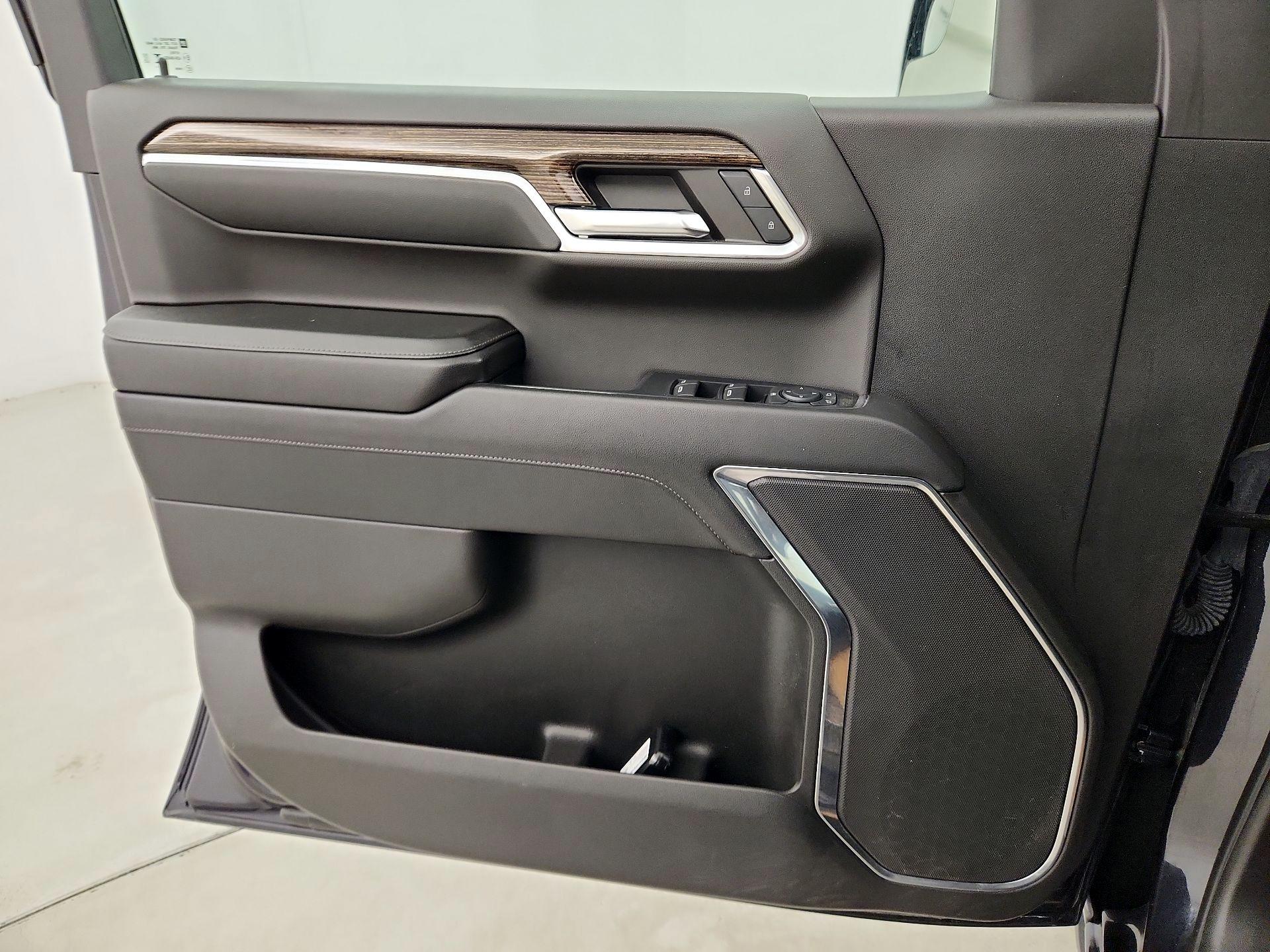 Thumbnail: 2024 GMC Sierra 1500 - 12