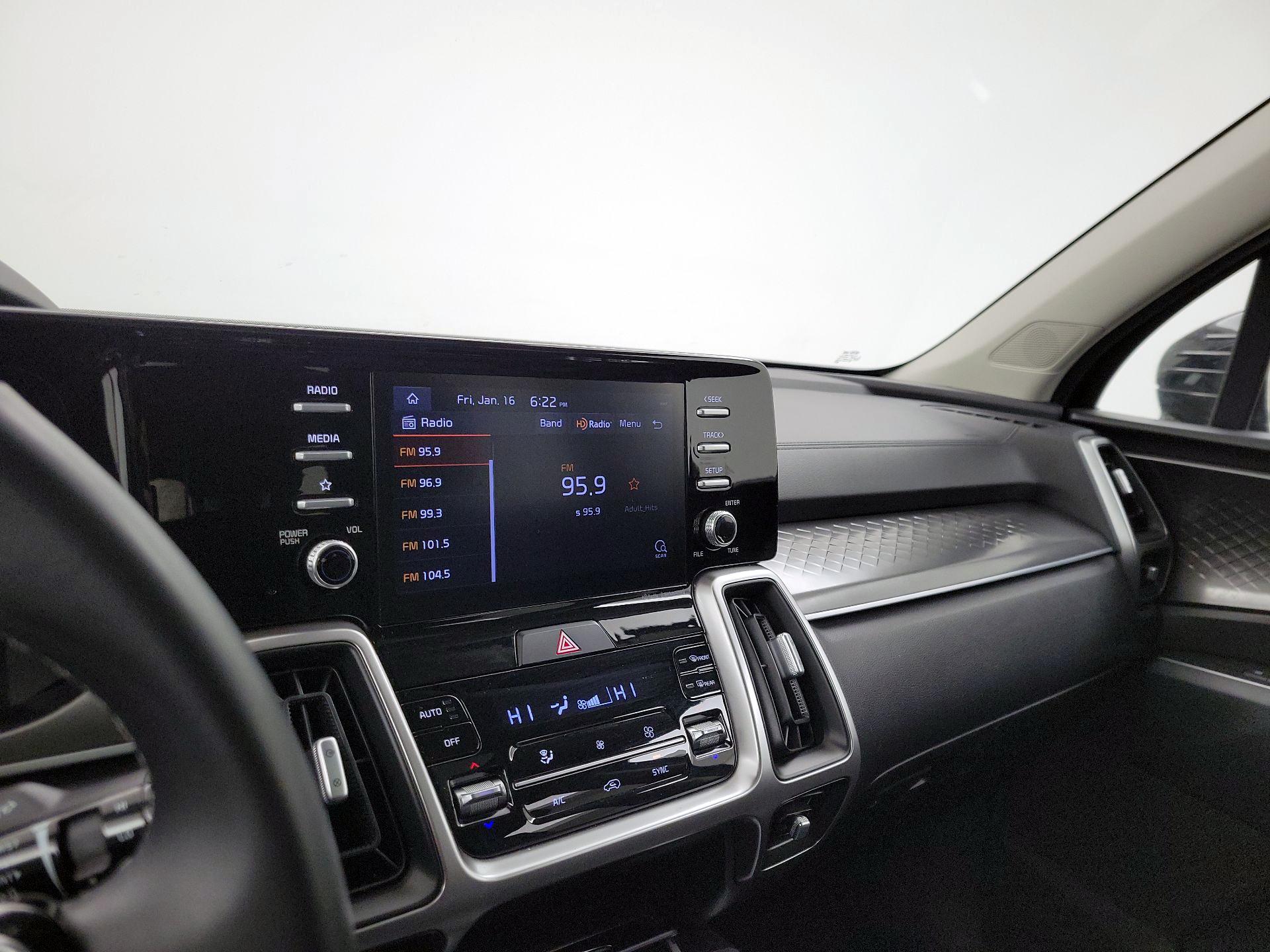 Thumbnail: 2021 Kia Sorento - 15