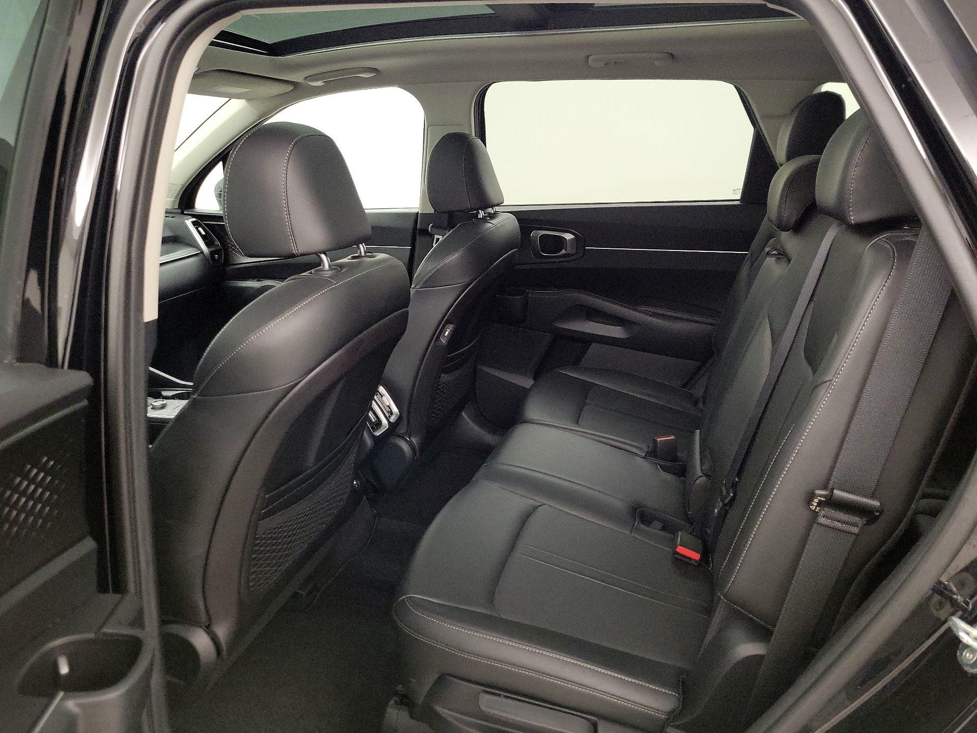 Thumbnail: 2021 Kia Sorento - 20