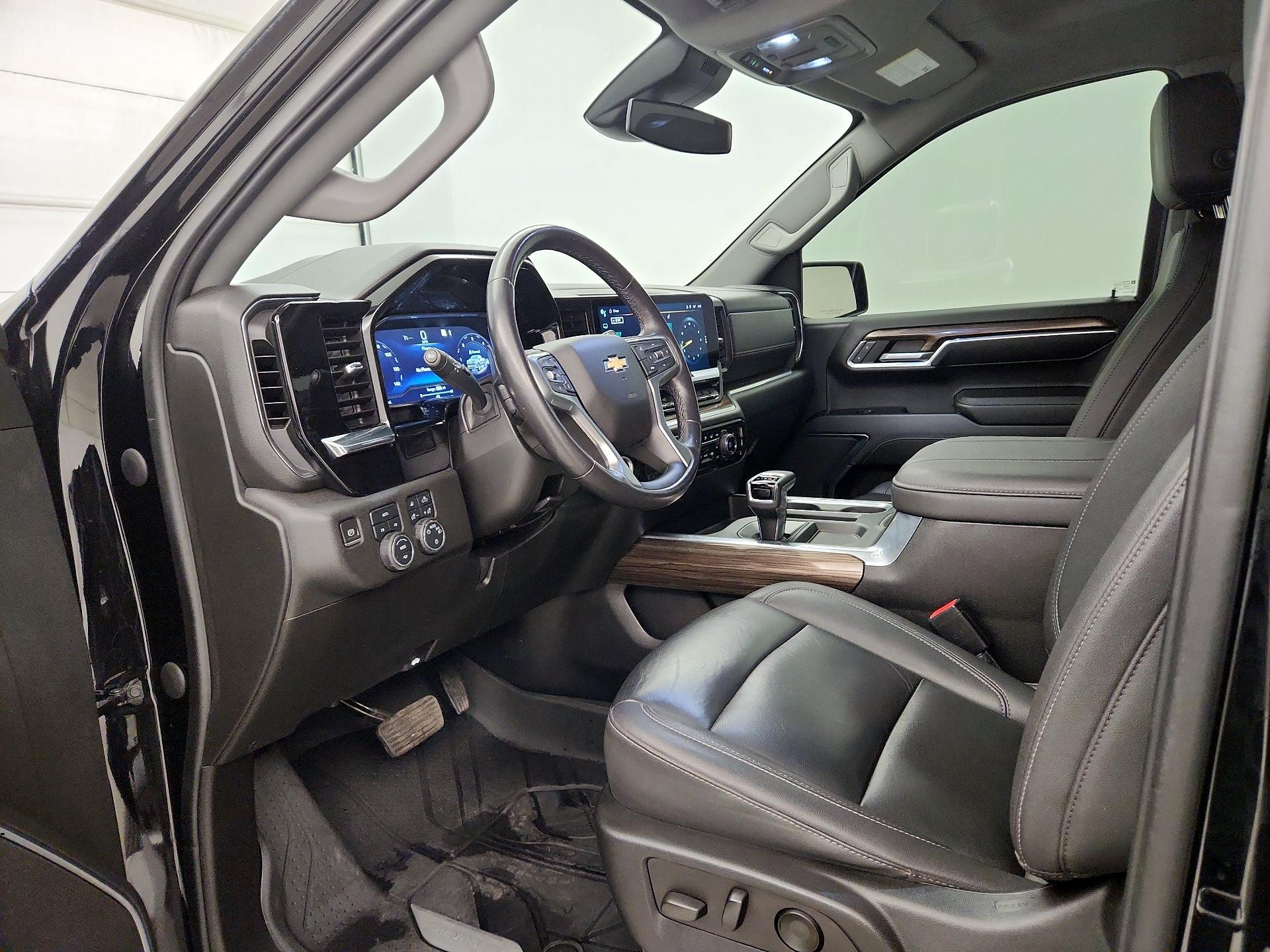 Thumbnail: 2023 Chevrolet Silverado 1500 - 11