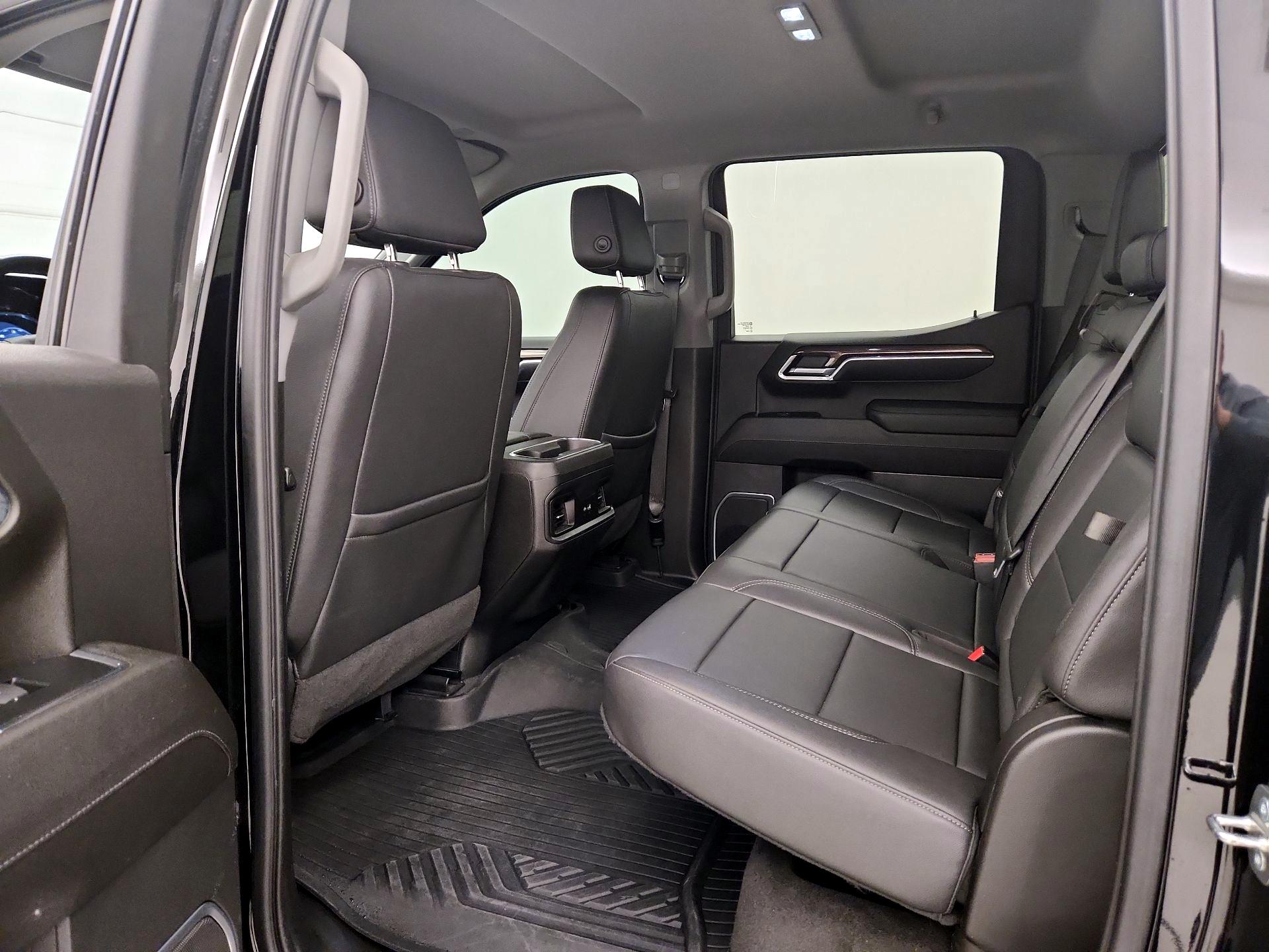 Thumbnail: 2023 Chevrolet Silverado 1500 - 19