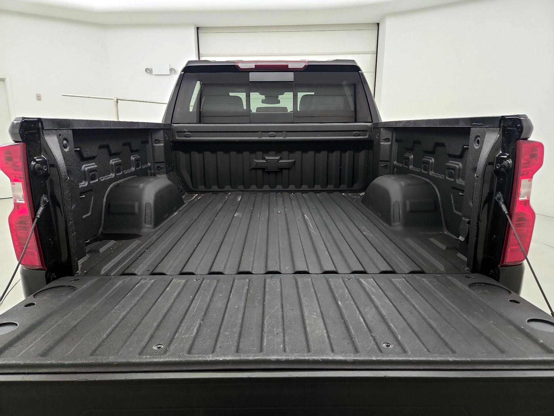 Thumbnail: 2023 Chevrolet Silverado 1500 - 20