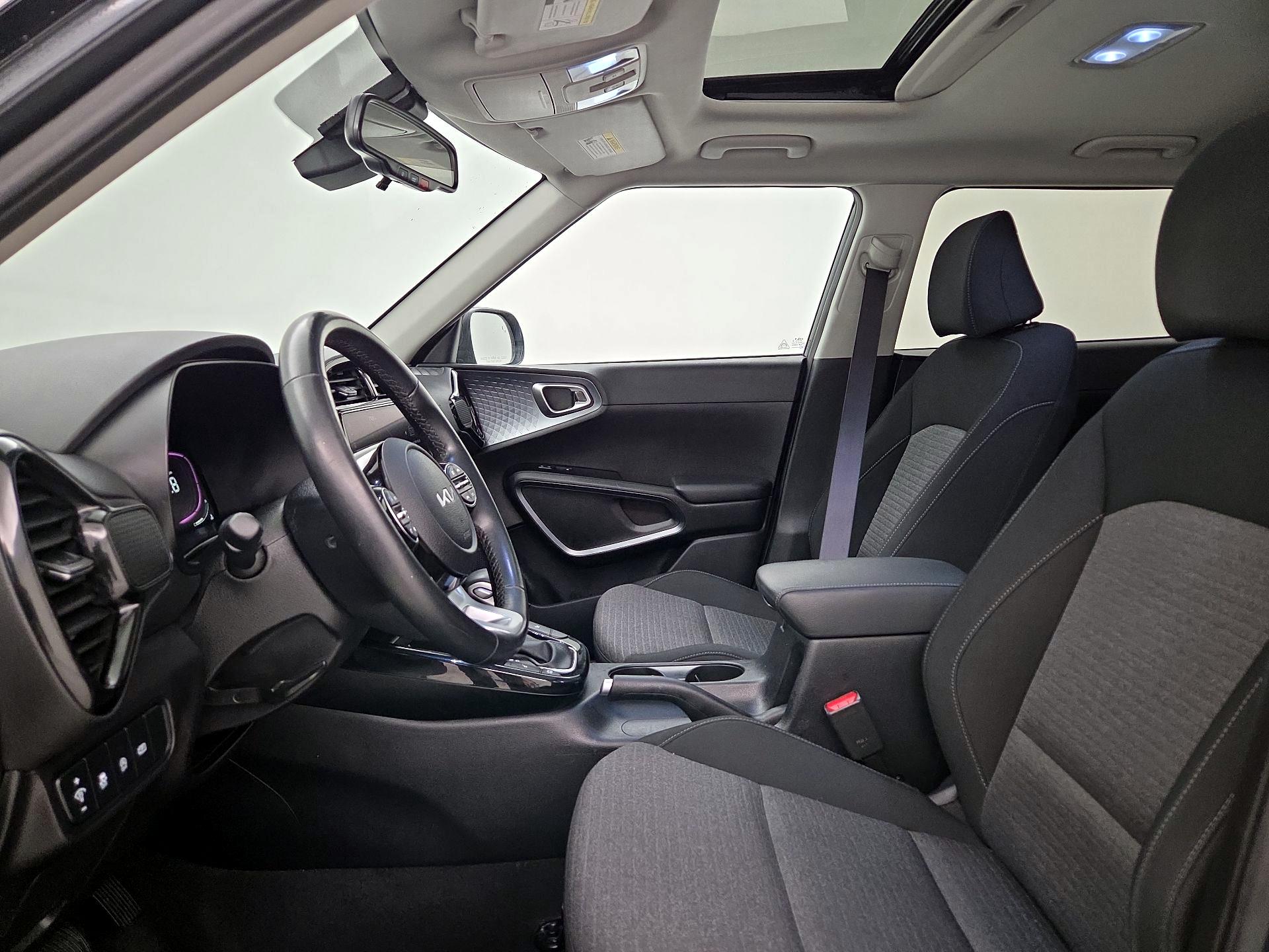 Thumbnail: 2023 Kia Soul - 11