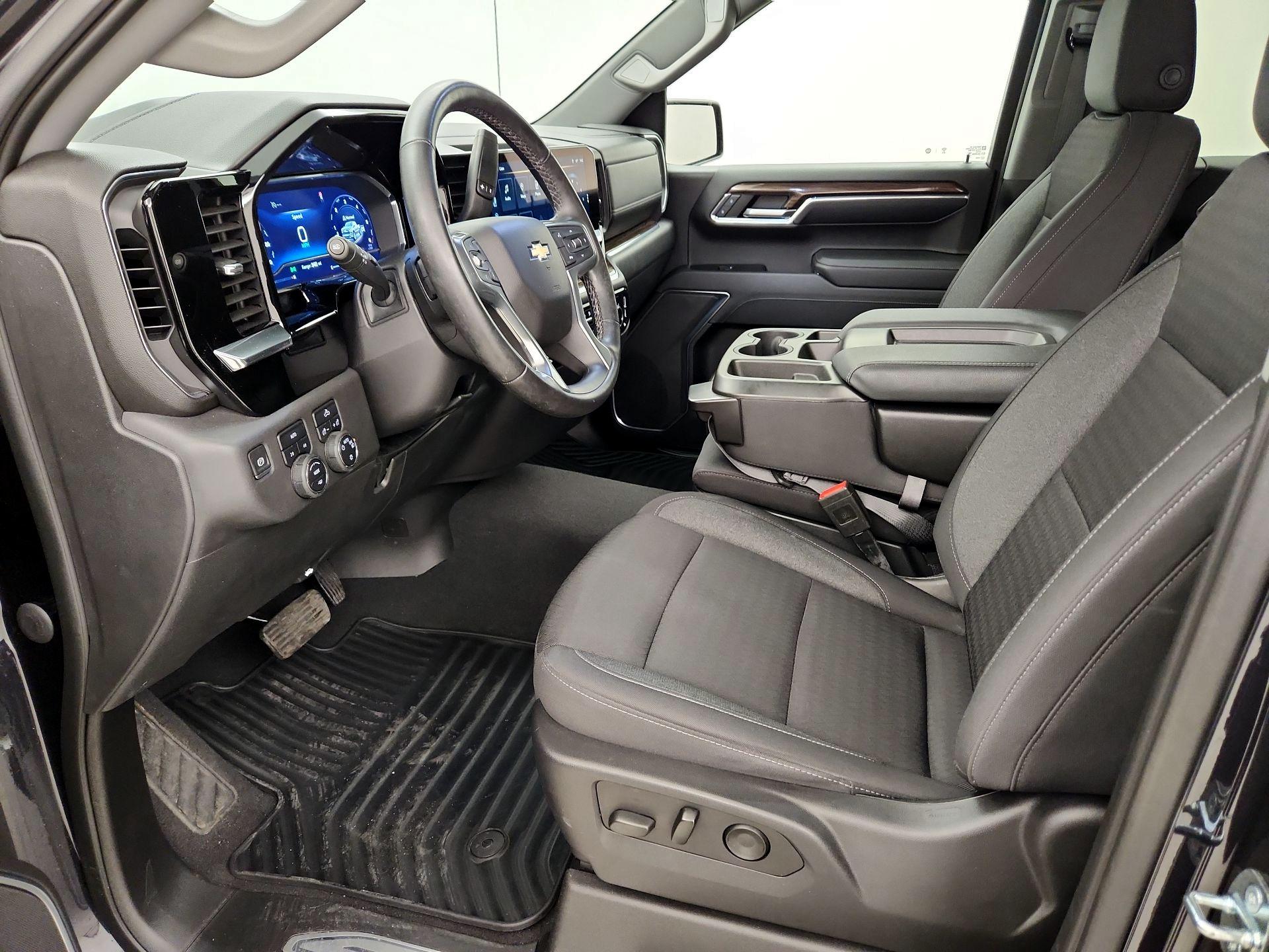 Thumbnail: 2023 Chevrolet Silverado 1500 - 11