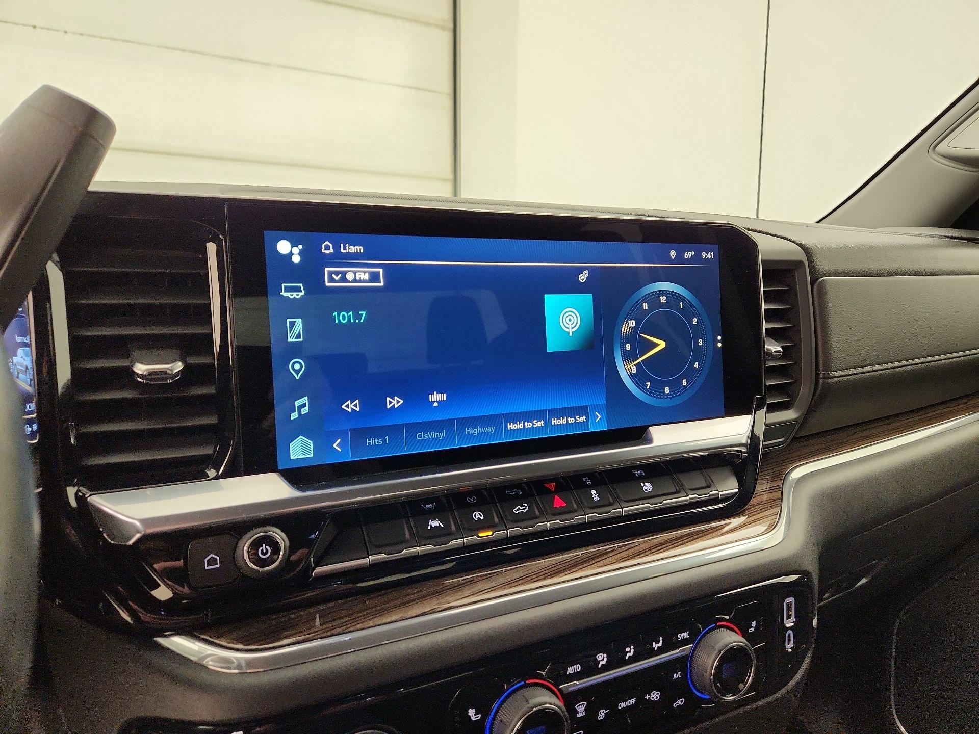 Thumbnail: 2023 Chevrolet Silverado 1500 - 15