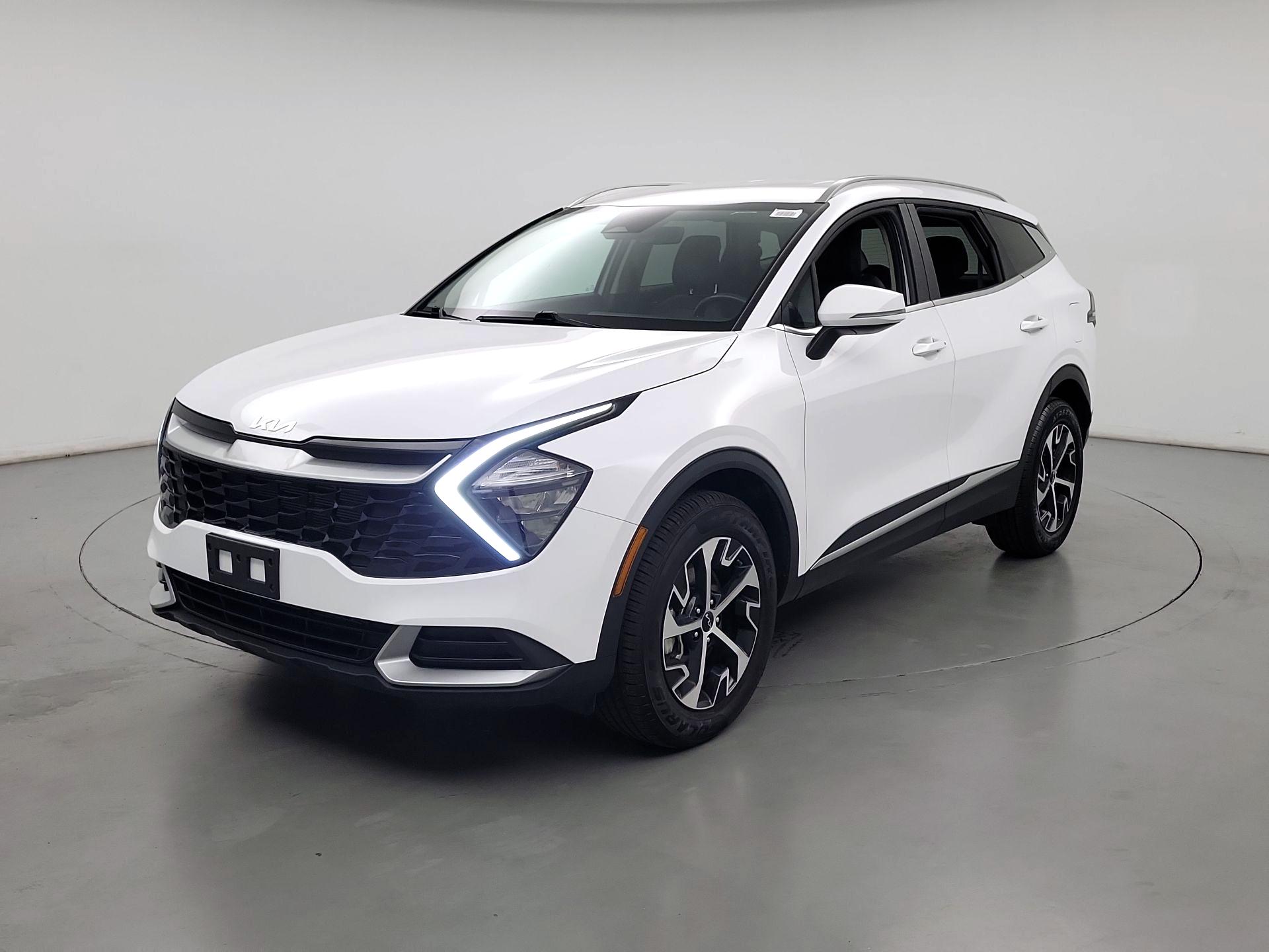 Thumbnail: 2023 Kia Sportage - 3