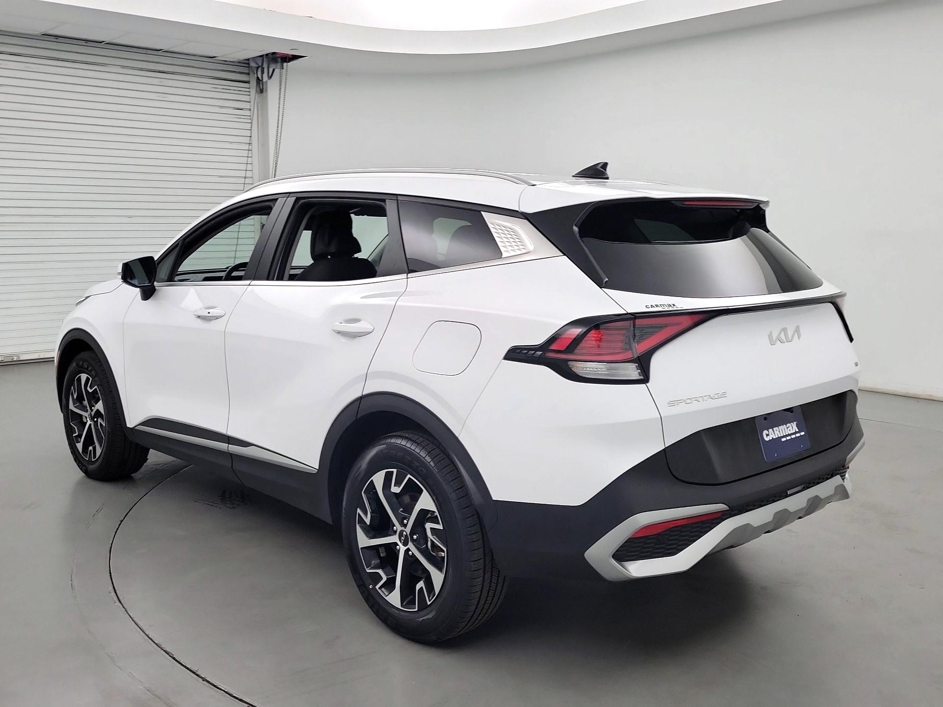 Thumbnail: 2023 Kia Sportage - 7