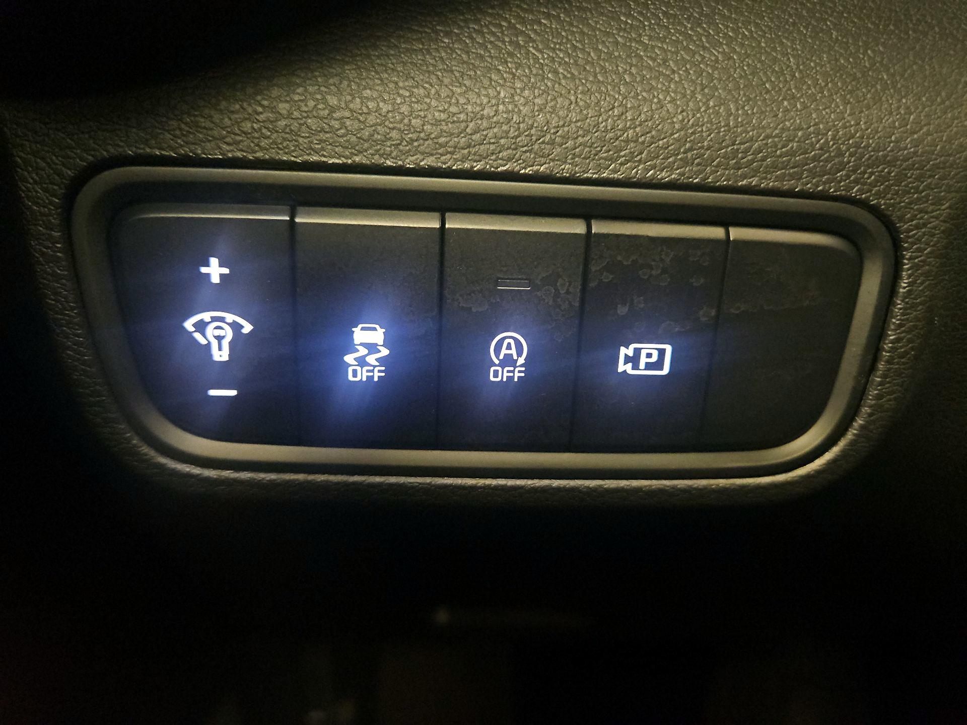 Thumbnail: 2023 Kia Soul - 13