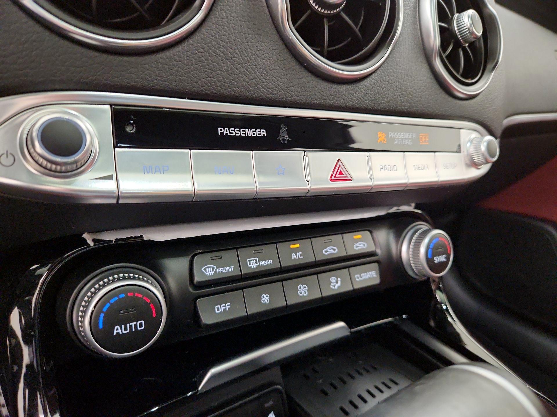 Thumbnail: 2023 Kia Stinger - 17