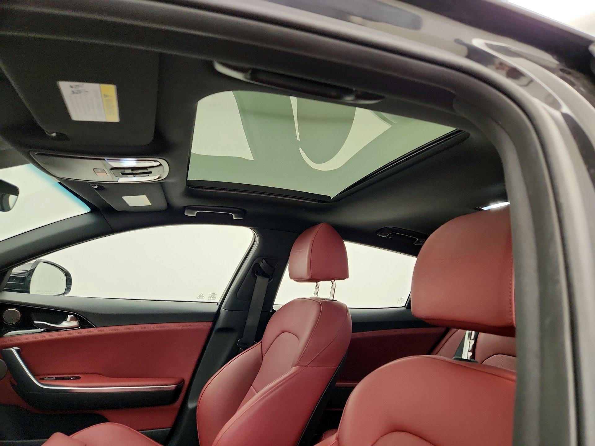 Thumbnail: 2023 Kia Stinger - 20