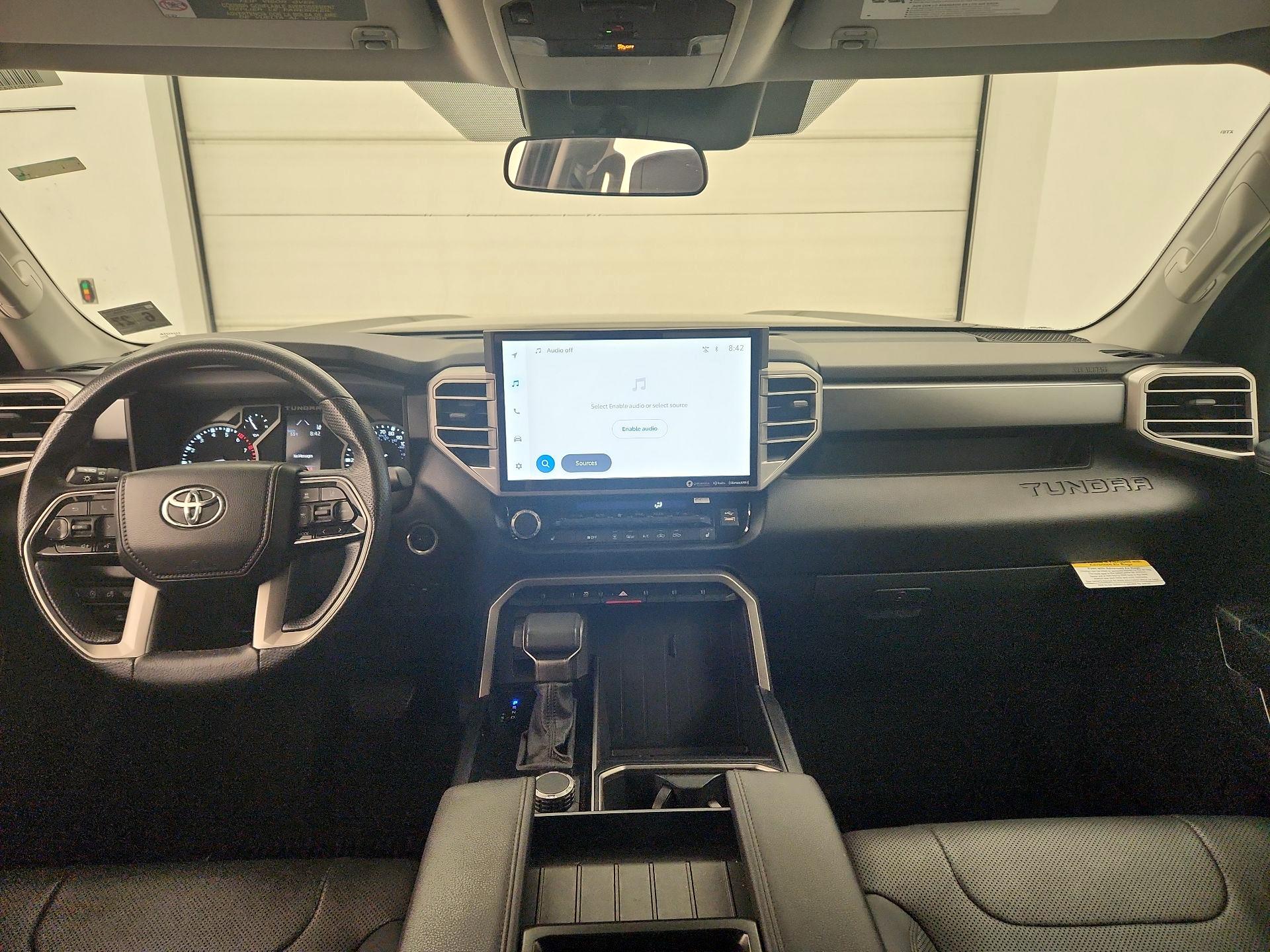 Thumbnail: 2022 Toyota Tundra - 9