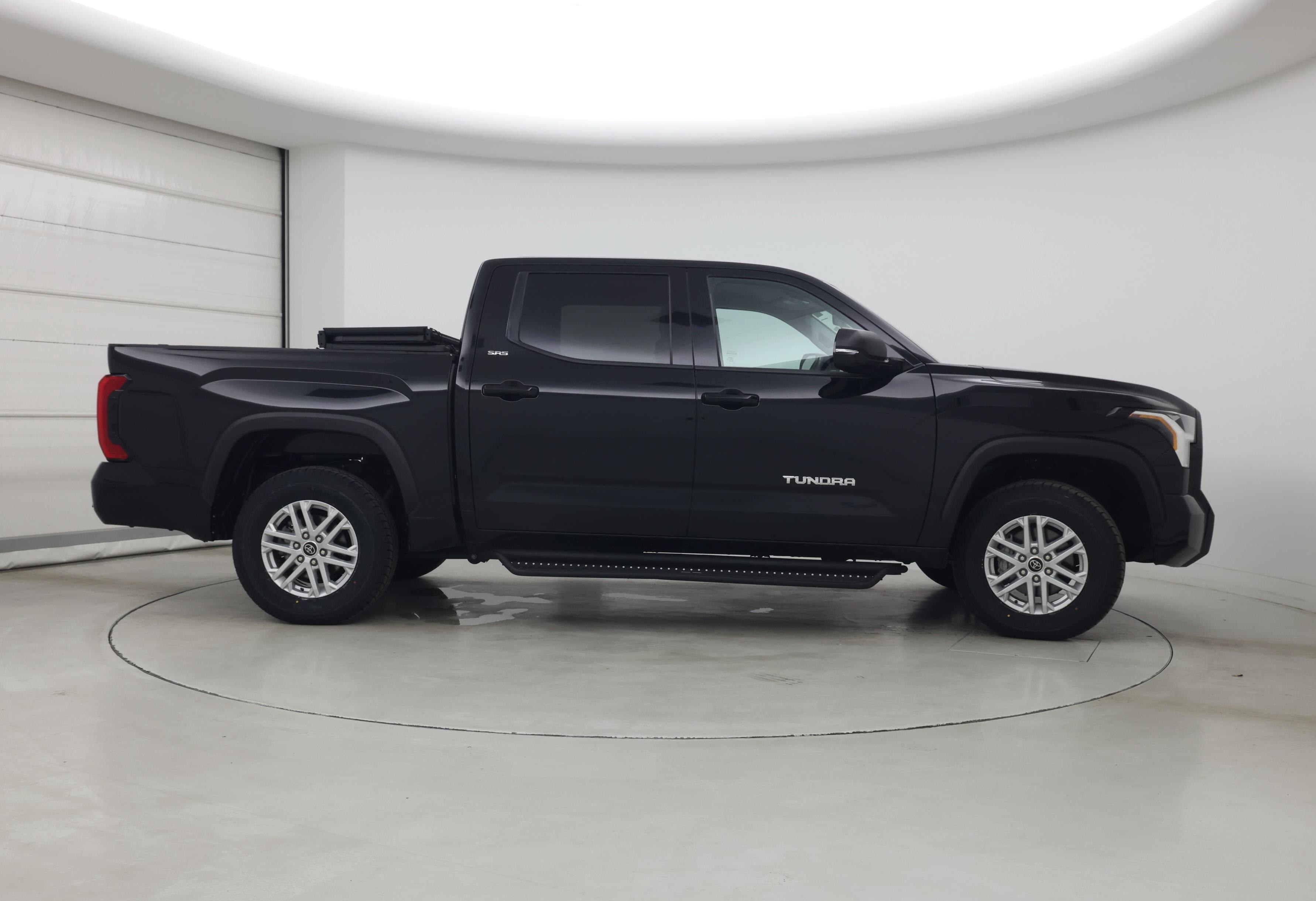 Thumbnail: 2022 Toyota Tundra - 7